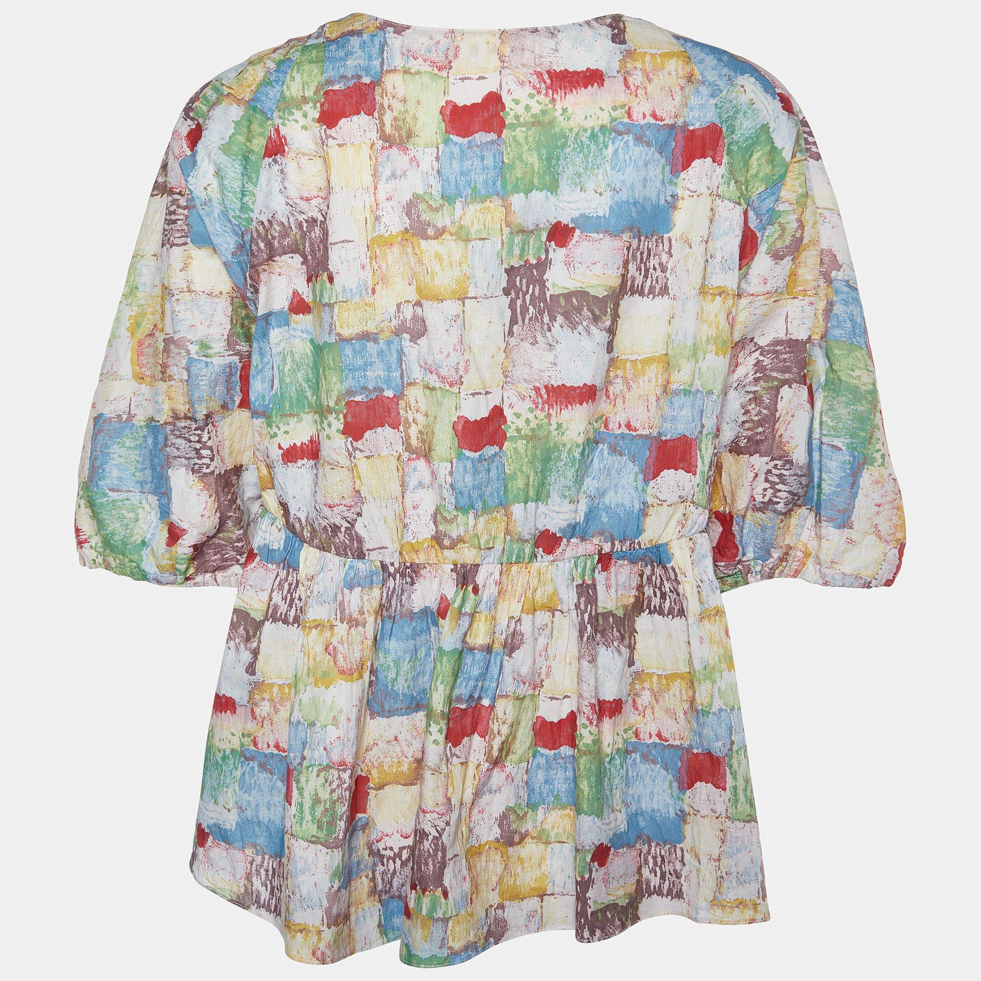Questo top griffato offre stile e comfort. Realizzata con i migliori tessuti, la creazione è stata curata nei minimi dettagli. Abbinalo a una gonna e a dei tacchi.