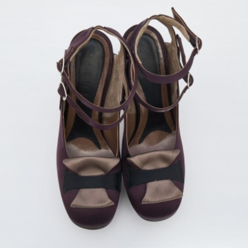 Marni Multicolor Satin Buckle Detail Platform Sandals Size 39 In Good Condition For Sale In Dubai, Al Qouz 2