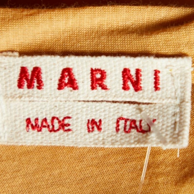 Marni Camiseta de punto de algodón amarillo mostaza M en Excelente estado para la venta en Dubai, Al Qouz 2