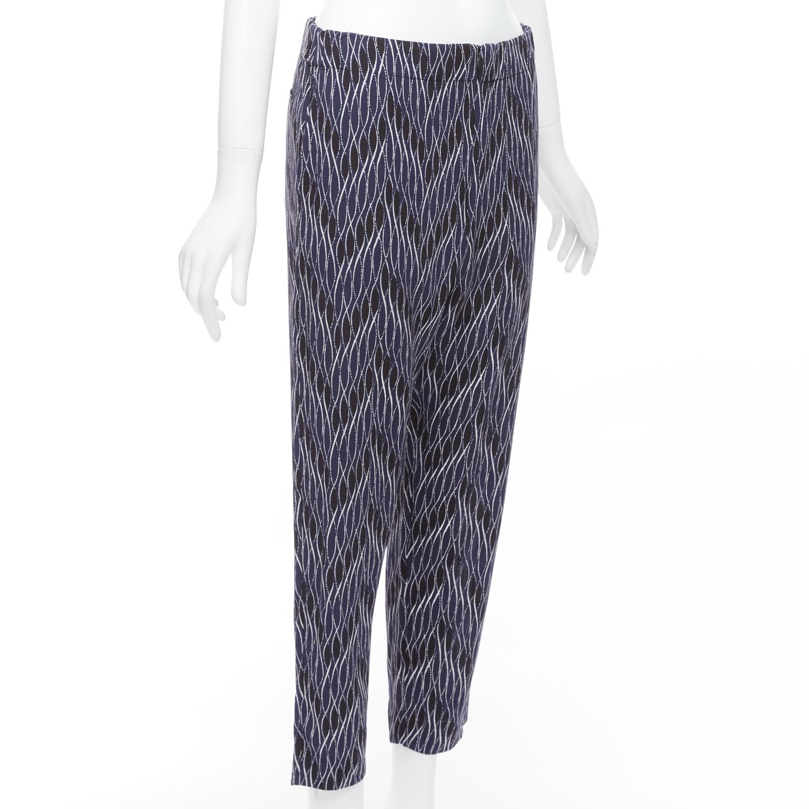 MARNI navy black geometric pattern print elastic waist crop pants IT40 S In Excellent Condition For Sale In Hong Kong, NT