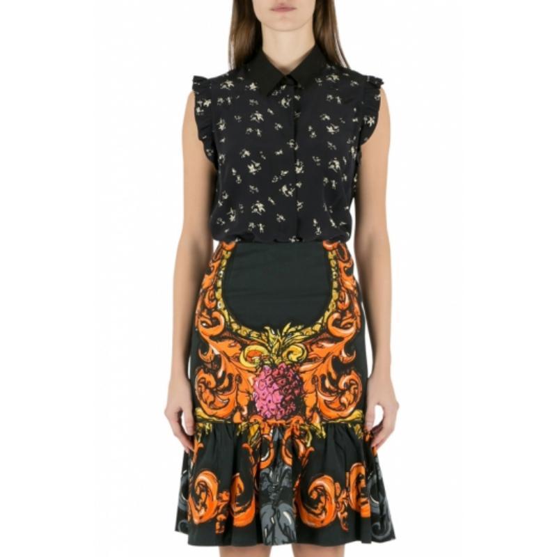 Marni Camisa sin mangas de seda estampada azul marino con detalle de volantes M en Bastante bueno estado para la venta en Dubai, Al Qouz 2