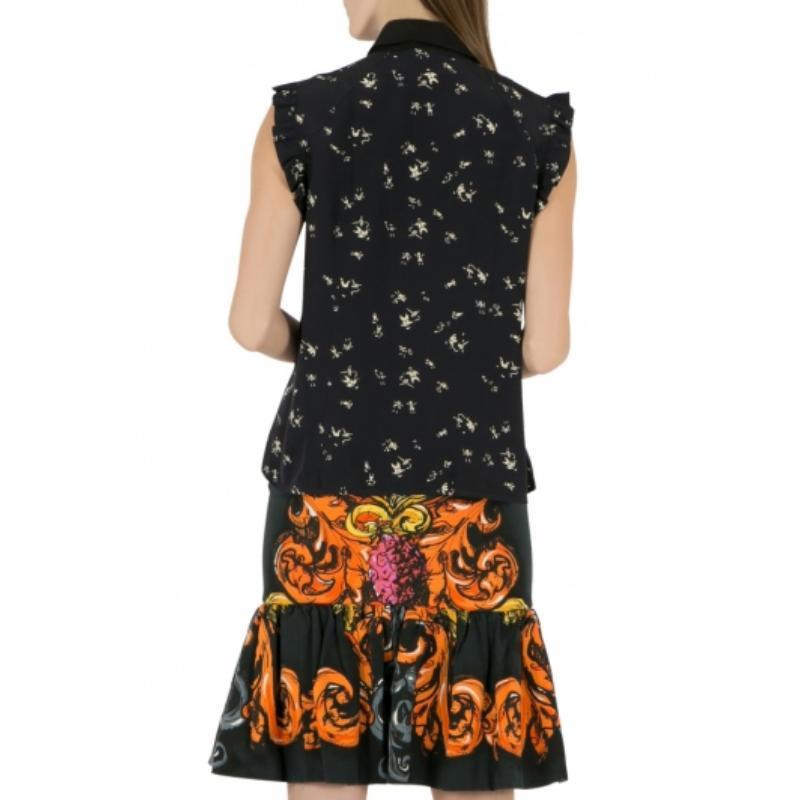 Marni Camisa sin mangas de seda estampada azul marino con detalle de volantes M en venta 3