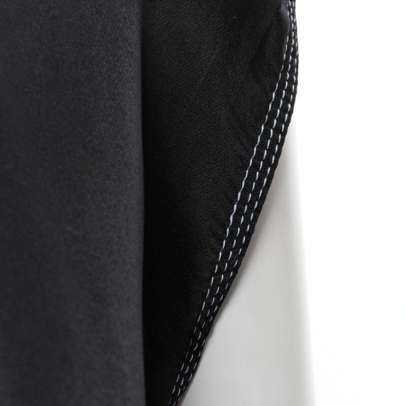 MARNI - Soie rose, noire et bleu marine  Robe surdimensionnée à surpiqûres en blocs de couleur IT 38 en vente 4