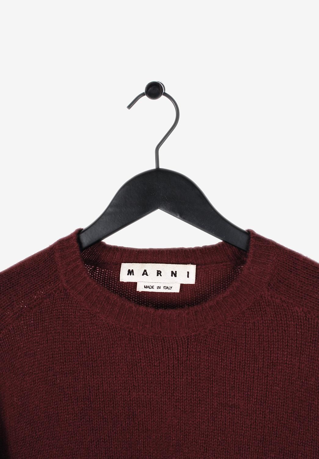 Item for sale is 100% genuine Marni Sweater S036
Color: Burgundy
(An actual color may a bit vary due to individual computer screen interpretation)
Material: 100% cashmere
Tag size: 46ITA (runs Medium) 
This sweater is great quality item. Rate 8.5 of