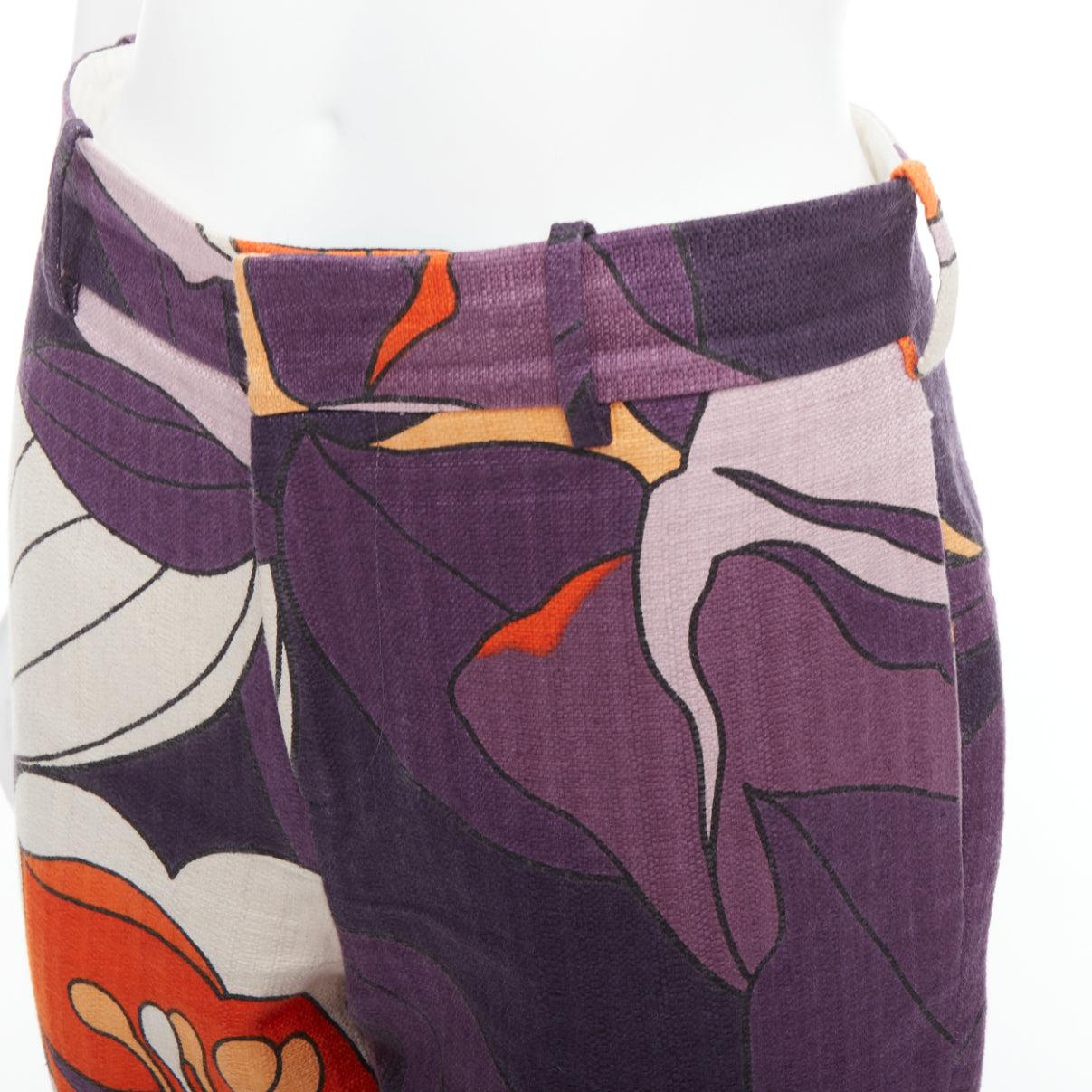 MARNI purple orange floral 80s print bermuda capri shorts IT38 S
Reference: NKLL/A00392
Brand: Marni
Material: Fabric
Color: Multicolour
Pattern: Floral
Closure: Zip Fly

CONDITION:
Condition: Very good, this item was pre-owned and is in very good
