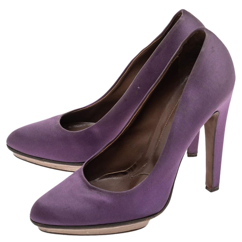 Marni Purple Satin Platform Pumps Size 40 In Fair Condition In Dubai, Al Qouz 2