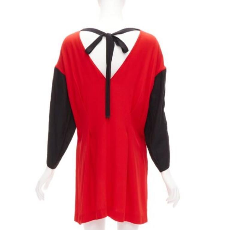 Women's MARNI red black contrast cutout armhole bateau tie back mini dress IT38 XS For Sale