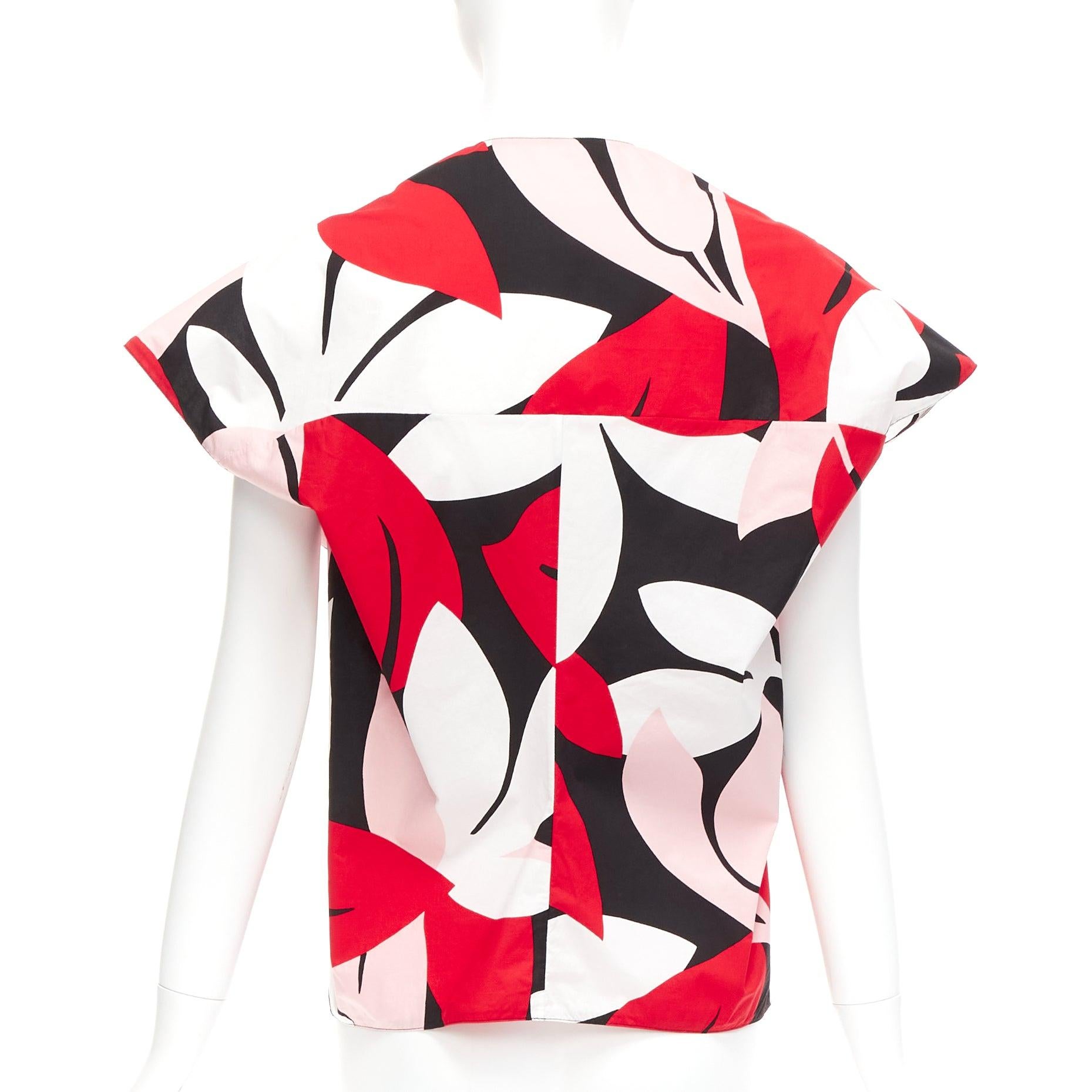 Women's MARNI red black white 100% cotton geometric print cap sleeve boxy top IT38 XS For Sale