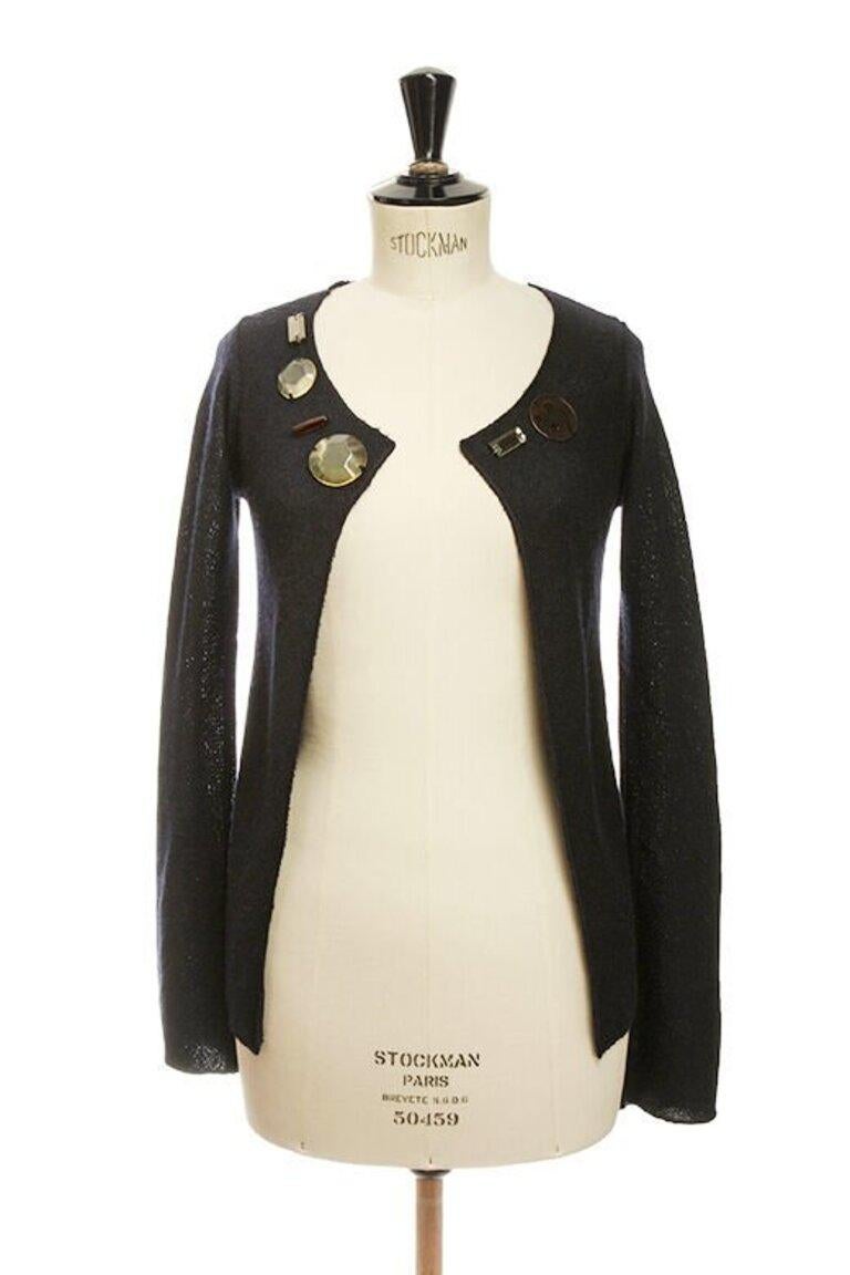MARNI resin applique collar open front navy blue knit cardigan jacket IT38 XS Reference: LNKO/A00045 
Brand: Marni 
Color: Navy 
Pattern: Solid 
Extra Detail: Navy blue knit cardigan. Oversized multicolour resin deco rive embellishment applique at
