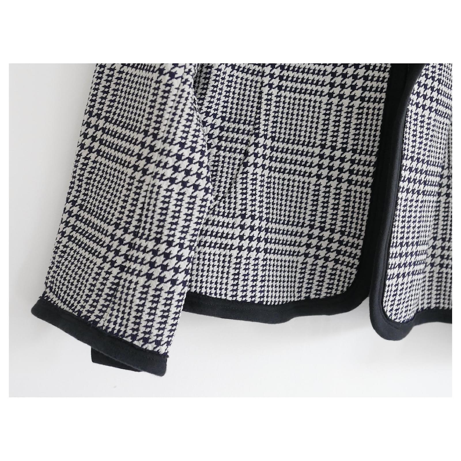 Adorable archival Marni jacket from the Resort 2011 collection. worn once. Made from black and white houndstooth check cotton blend with graphic black edgings. It has a school blazer inspired cut with rounded lapels, Open front, curved seaming and