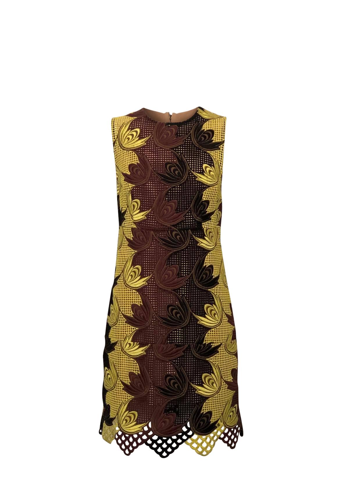 Gorgeous MARNI mini shift dress in earthy green, black and brown floral embroidery. This beautiful dress features an inbuilt nude silk lining.

65% acrylic 35% silk

Made in Italy.