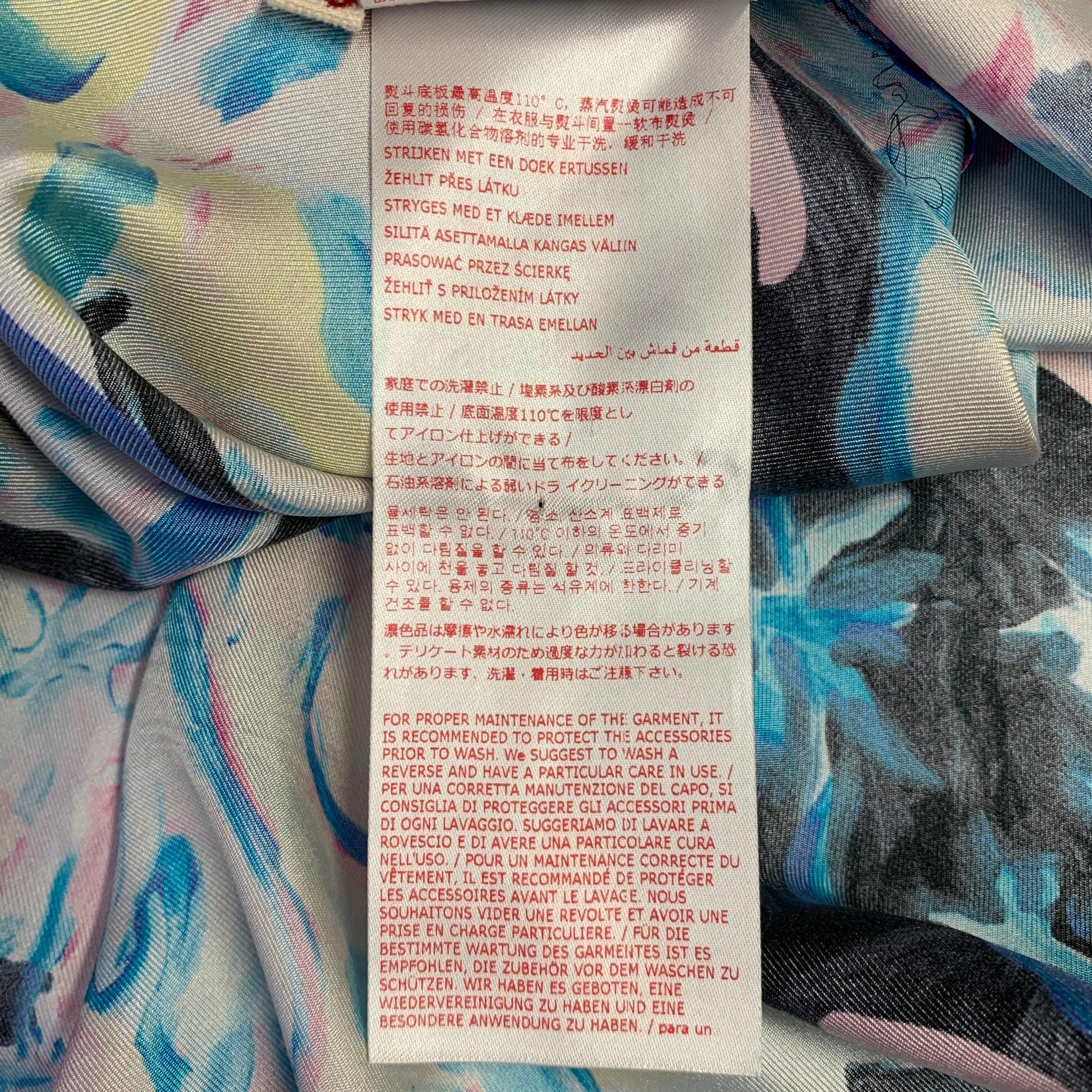 MARNI Größe 40 Flaminia Veronesi Blau Schwarz Print Seide Button Up Langarmhemd im Angebot 4