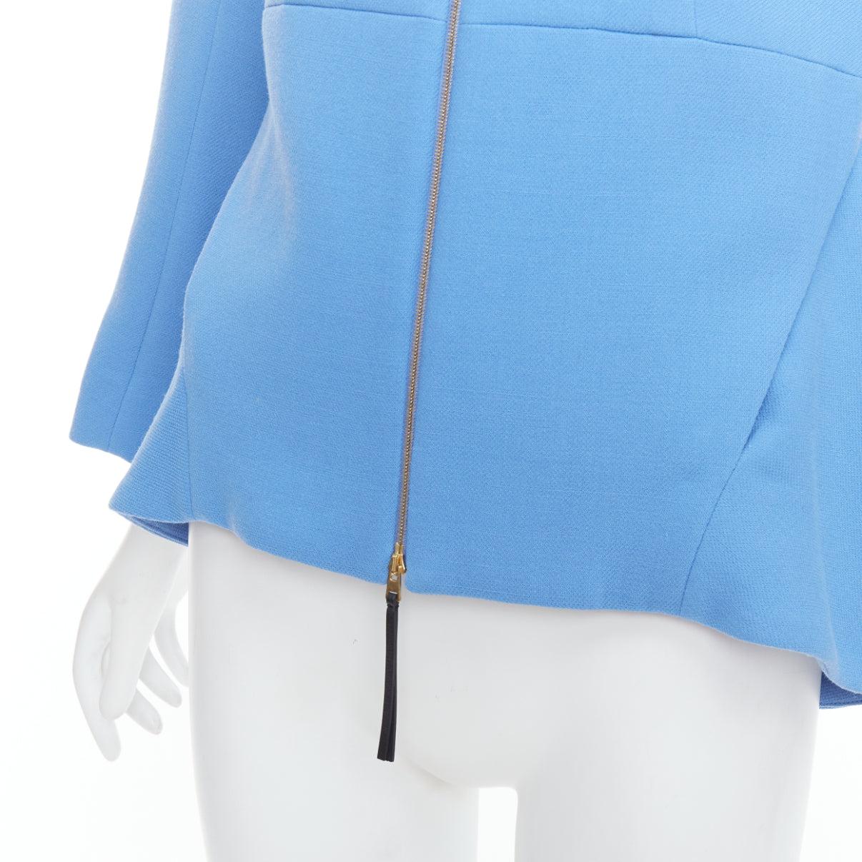 Manteau à col péplum MARNI en laine vierge bleu ciel à fermeture éclair sur le devant IT40 S en vente 3
