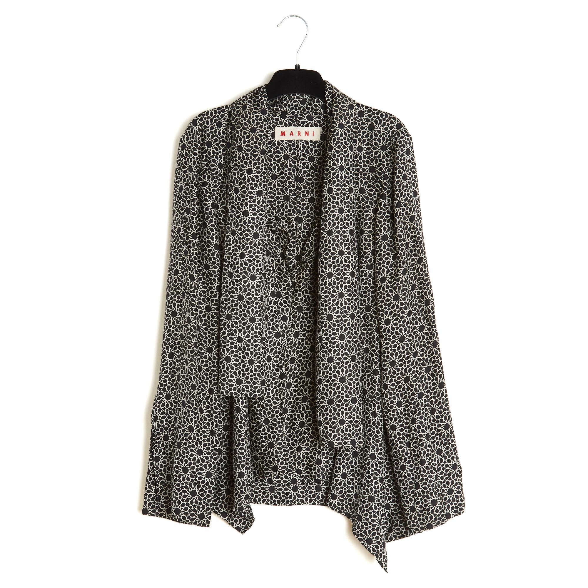 Marni Top Camicetta IT42 FR38 Stampa orientale Nero Twill di seta Top Camicetta UK10 US8 in vendita 1