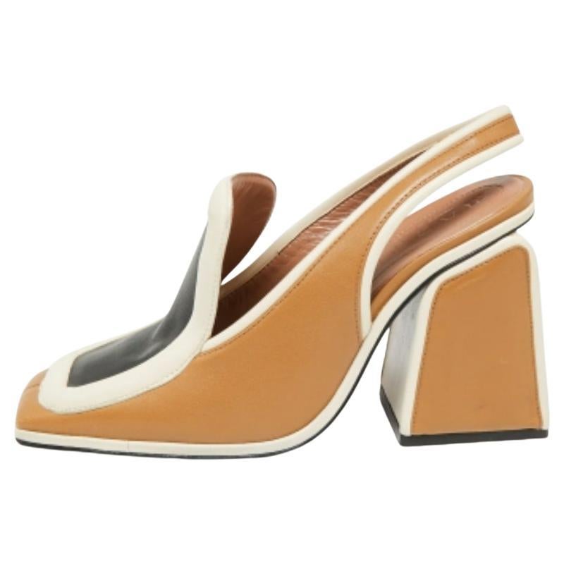 Marni Sandales à talons carrés en cuir tricolore, taille 37 en vente