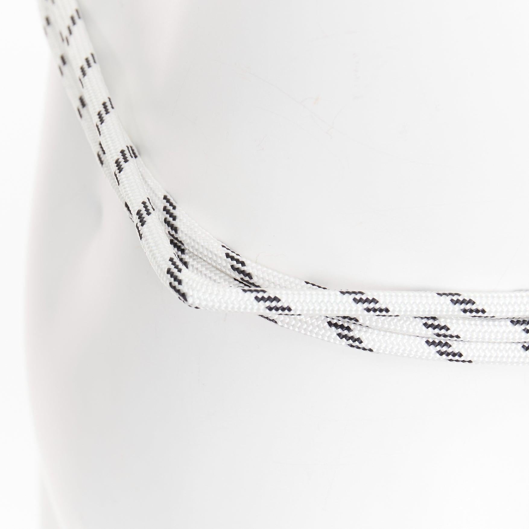 MARNI Weißer schwarzer Lederbesatz halb verdrahteter Krawattengürtel mit Seil (Grau) im Angebot