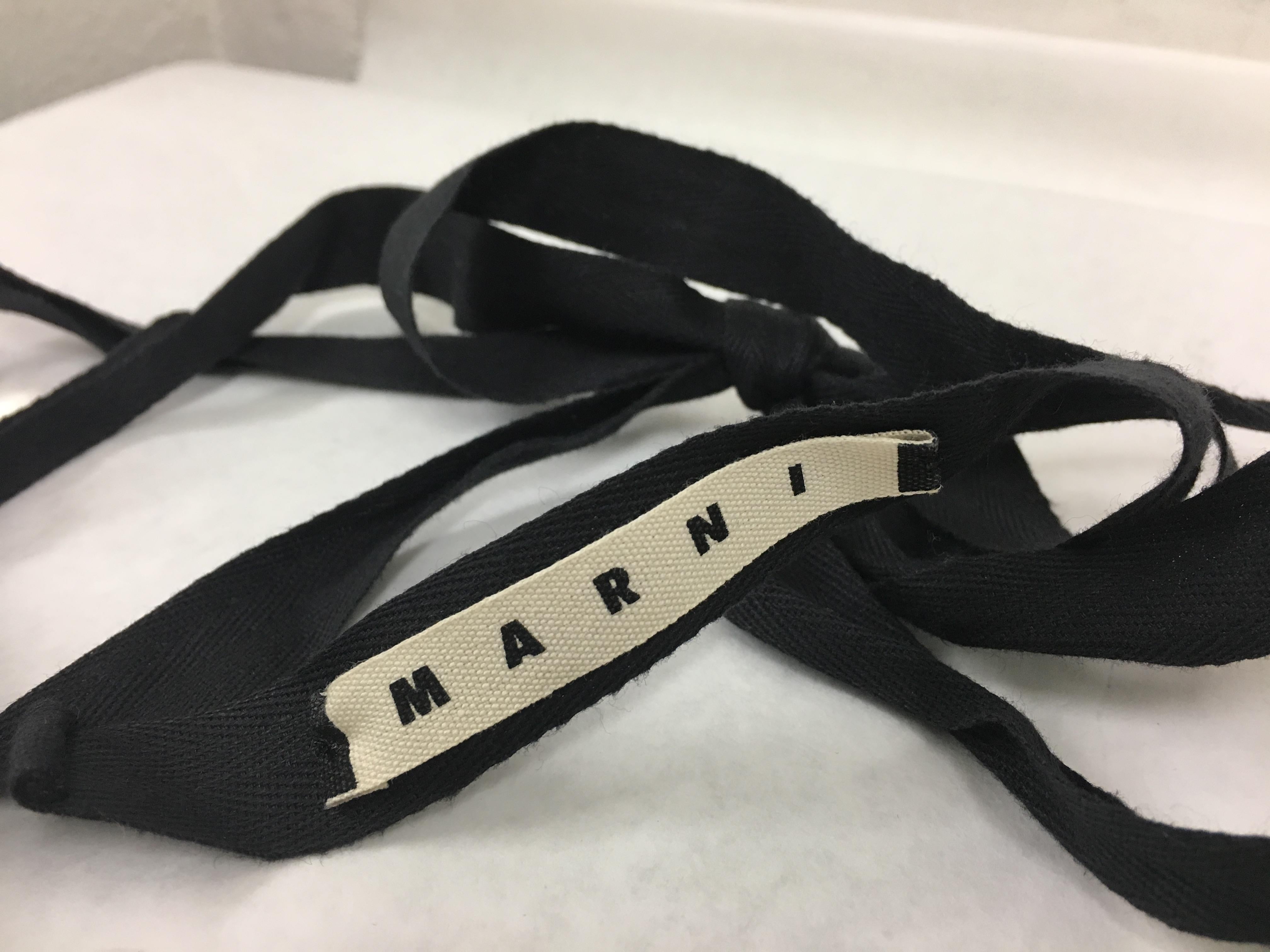 Marni white Flowers Necklace 3