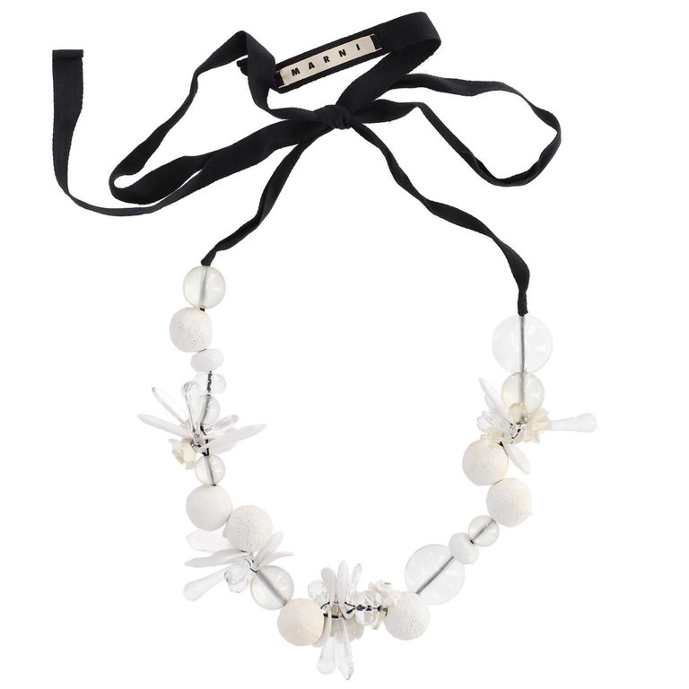 Marni white Flowers Necklace at 1stDibs white flower necklace