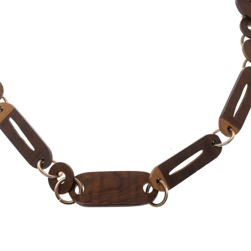 Accessories that are high on style are absolutely worth the buy, such as this necklace by Marni. It has been so well assembled with gold-tone metal and wood. It will make a lovely addition to your closet.

Includes: Original Dustbag, Packaging