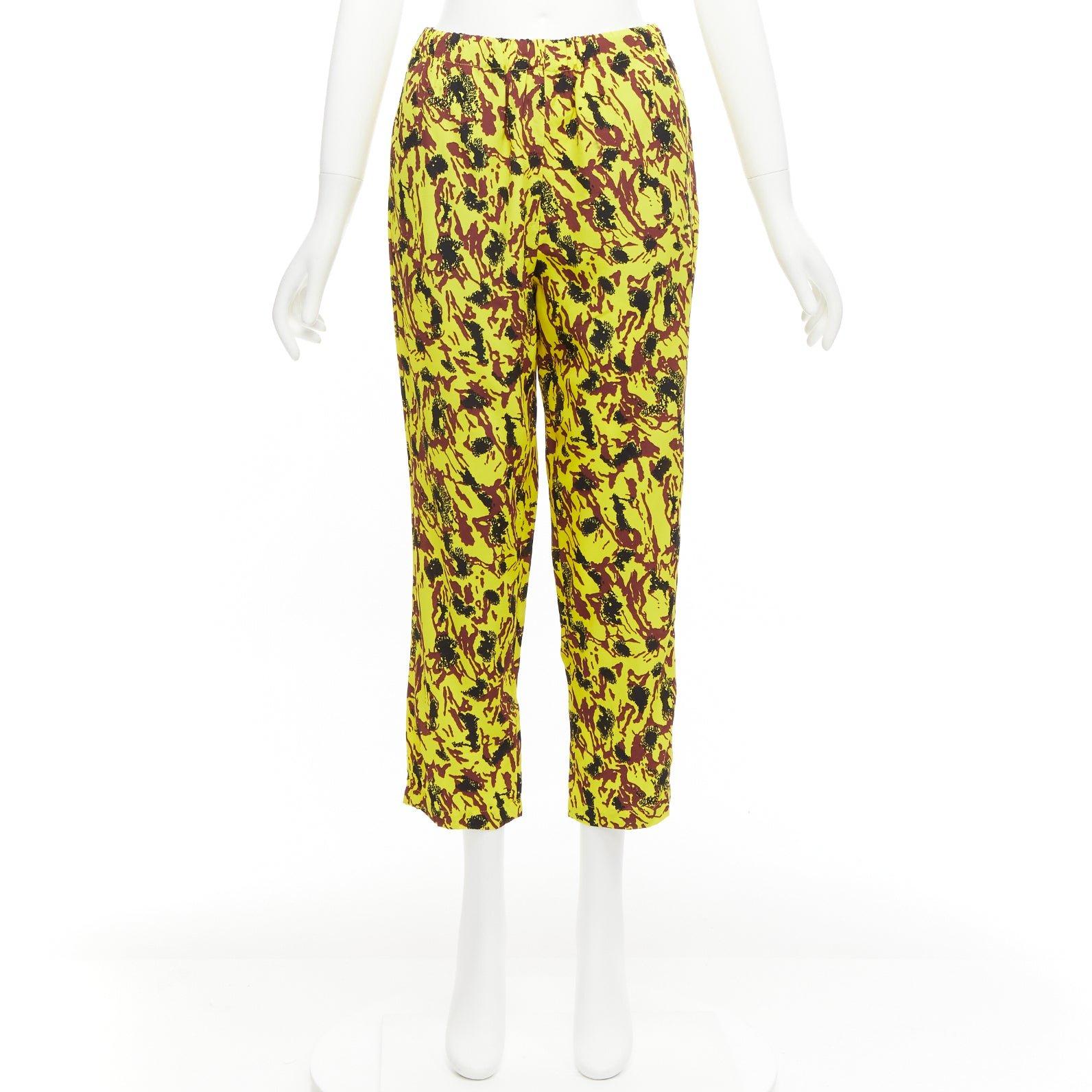 MARNI giallo bordeaux nero stampa astratta pantaloni affusolati con cavallo a goccia IT40 S in vendita 4