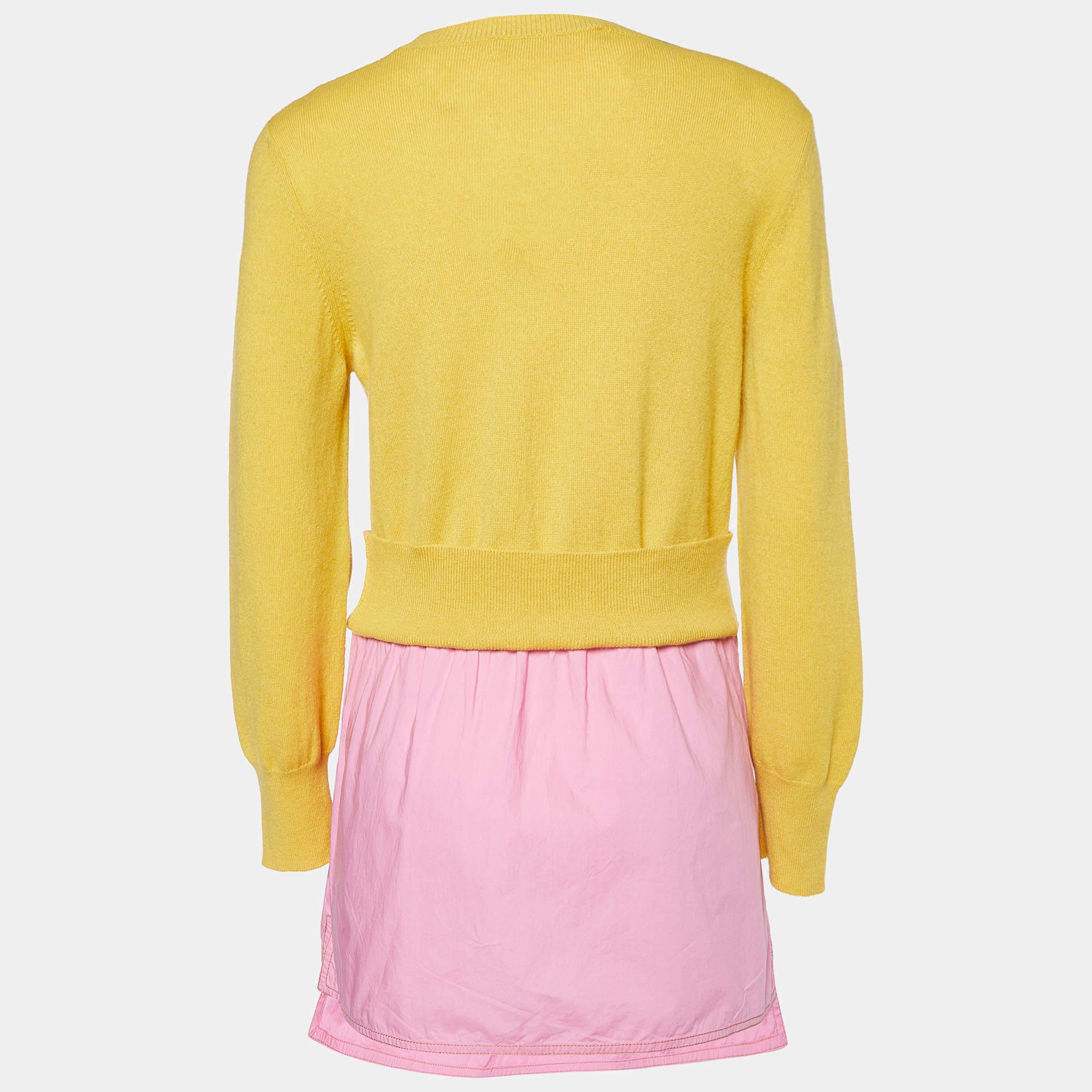 A winter outing without a sweater is next to impossible. Thankfully a stylish sweater like this will always enrich your outfit effortlessly. Designed with quality fabrics this sweater is both snug and stylish.