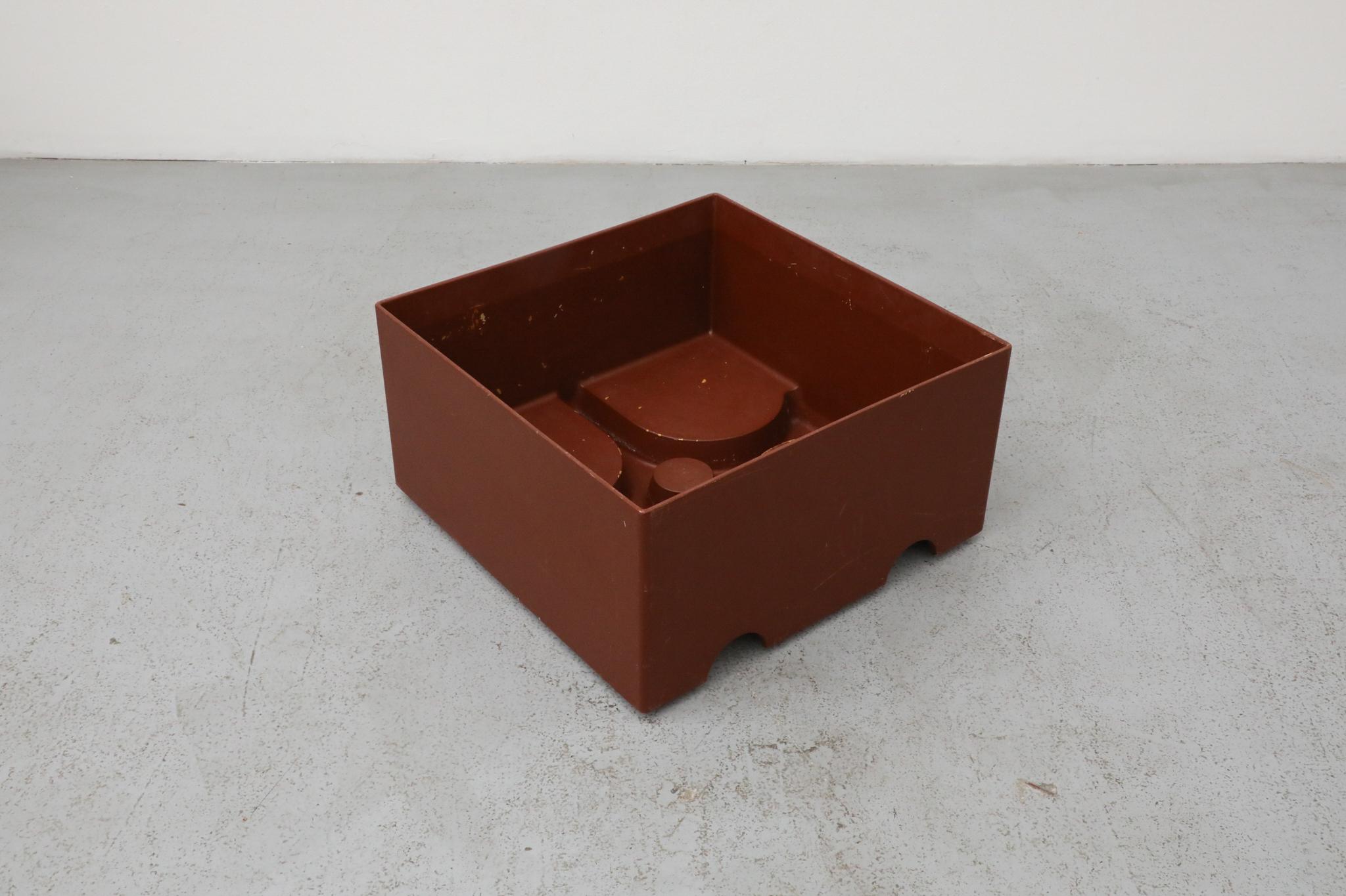 Maroon Kartell Stacking 