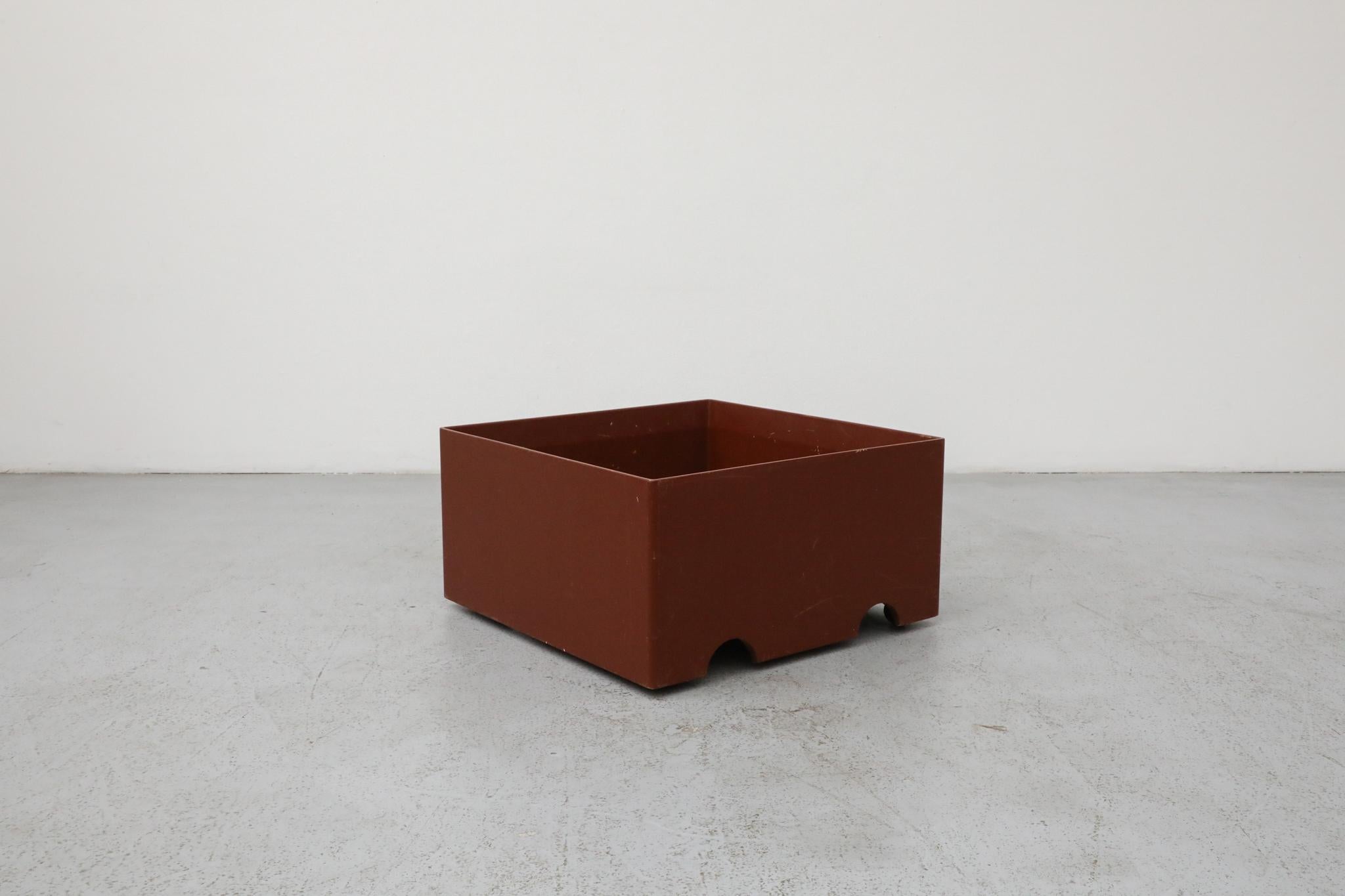 Maroon Kartell Stacking 