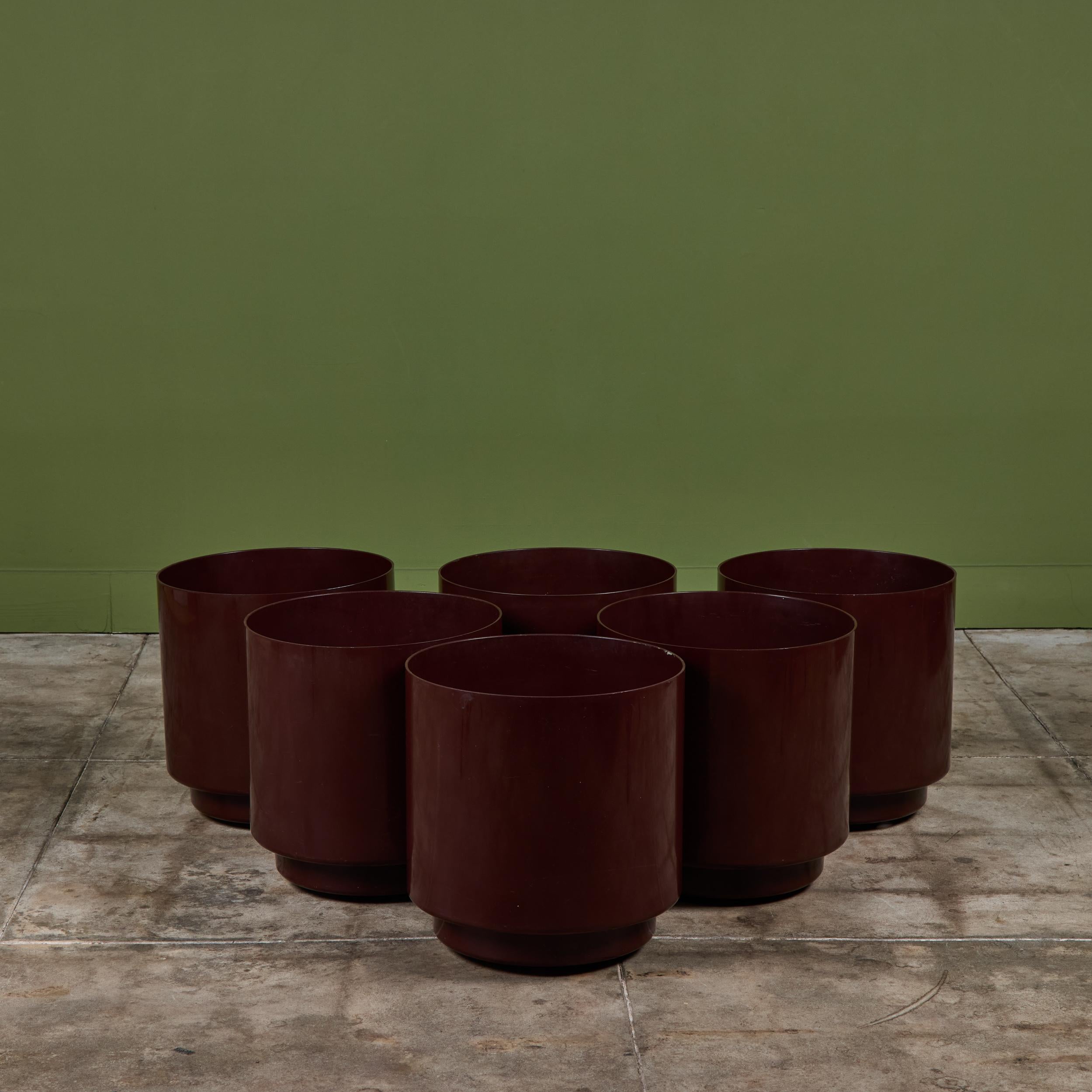 Maroon Planter by Anna Castelli Ferrieri for Kartell For Sale 3