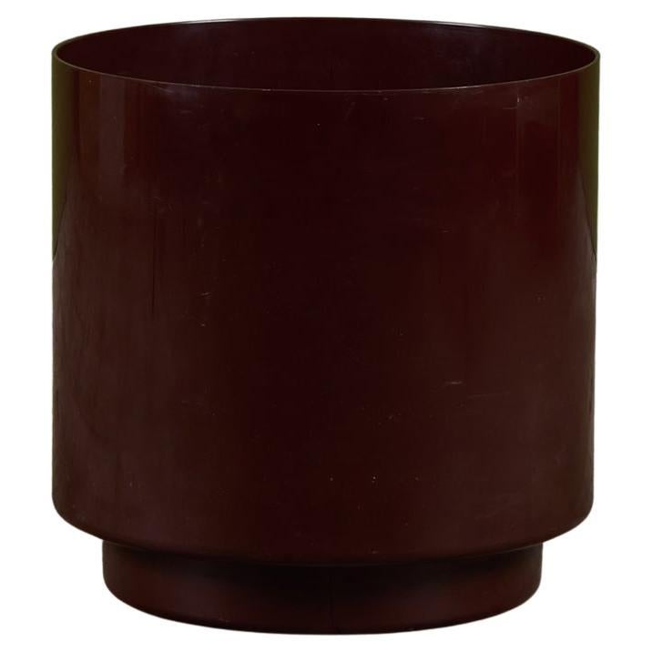 Maroon Planter by Anna Castelli Ferrieri for Kartell For Sale