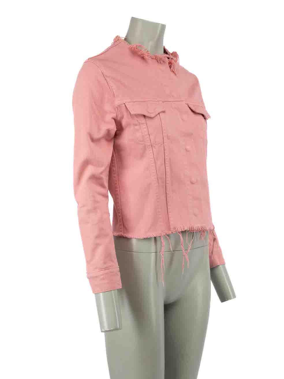 CONDITION is Very Good. Minor wear to jacket is evident. Light discolouration to the front on this used Marques Almeida designer resale item.
 
Details
Pink
Cotton denim
Jacket
Collarless
Frayed edge
Snap button fastening
2x Front pockets

Made in