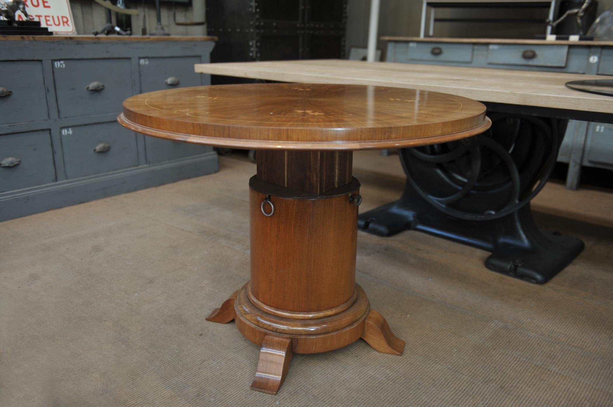 marqueterie table