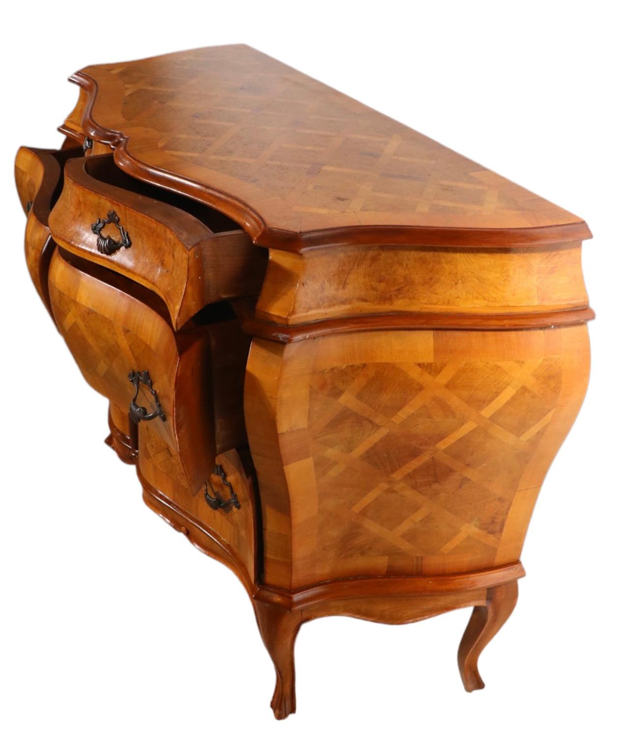 Wood Marquetry Bombay Chest of Drawers Made in Italy for Weiman Furniture 1940/1960