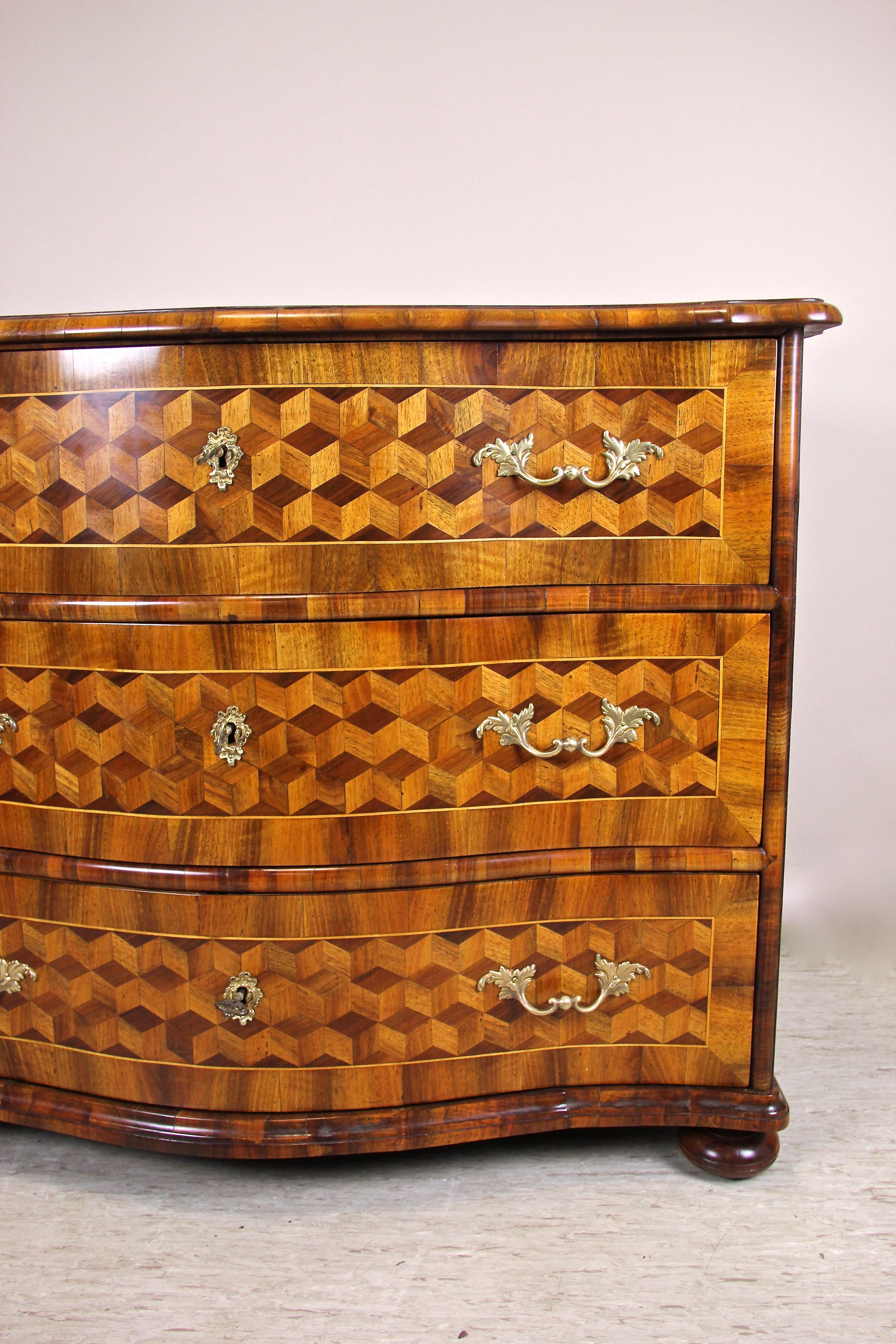 Marquetry Chest of Drawers Baroque 18th Century, Austria, circa 1760 4