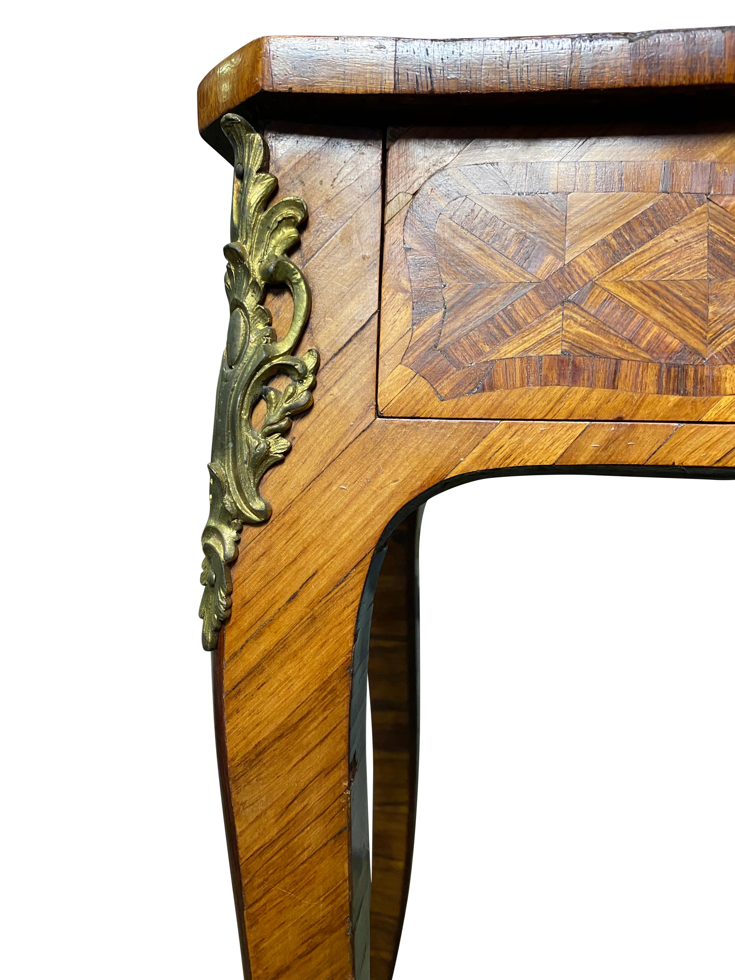 Marquetry Inlaid Kingwood Desk, 18th Century For Sale 5