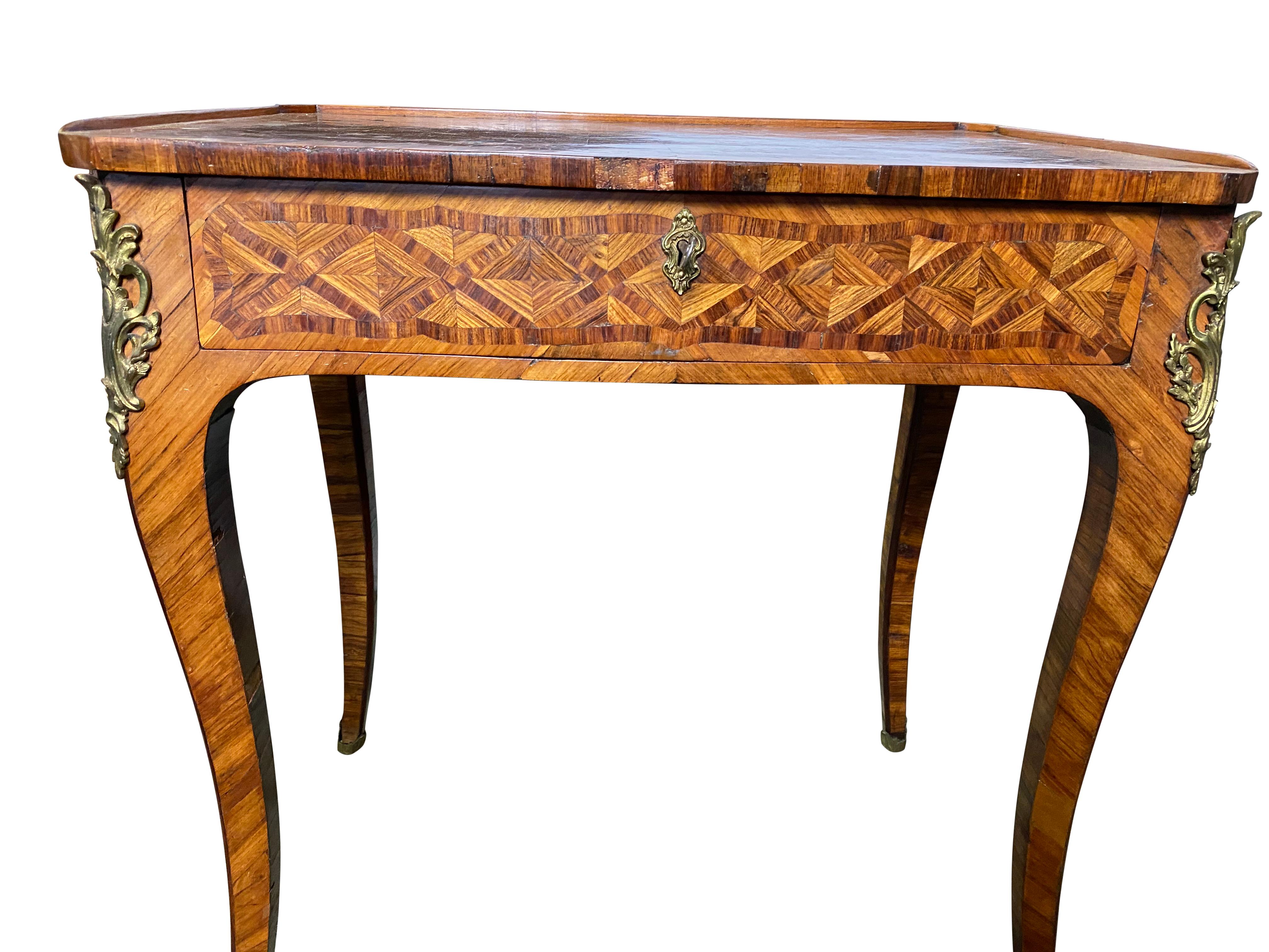 Marquetry Inlaid Kingwood Desk, 18th Century For Sale 6