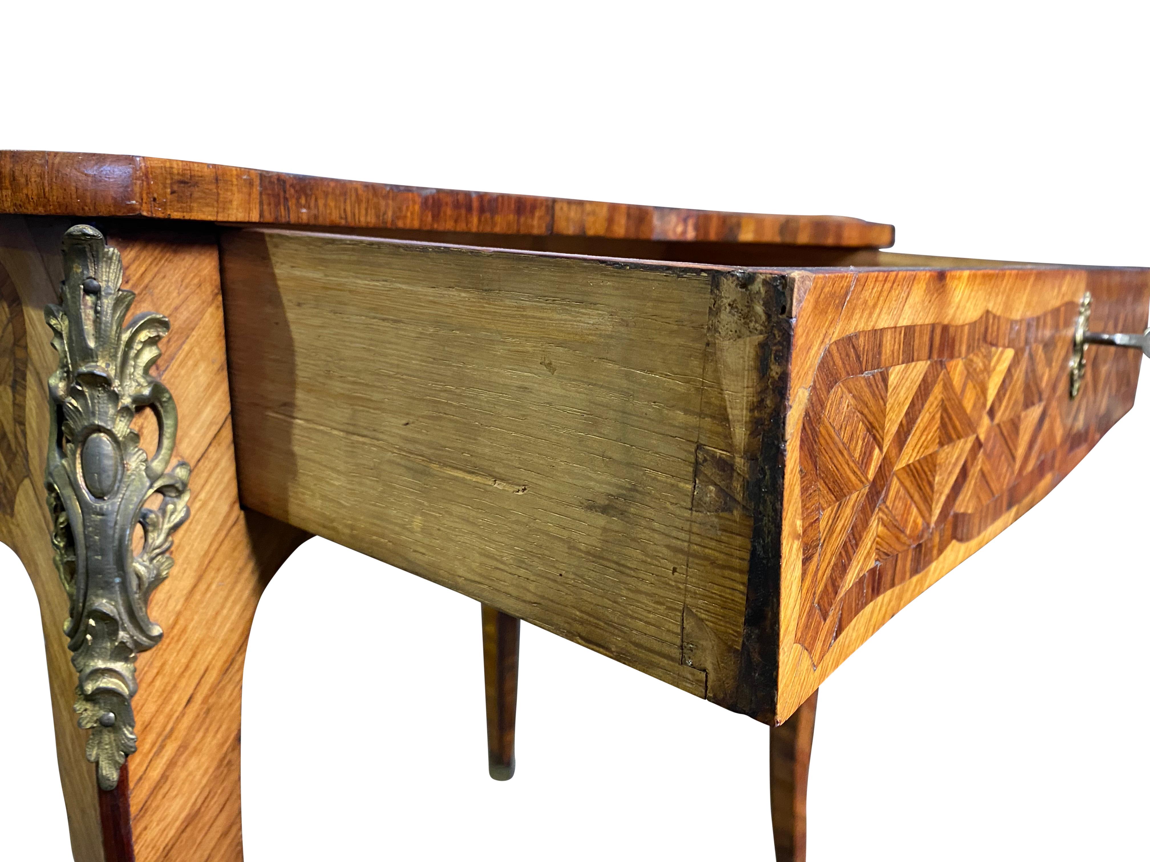 Marquetry Inlaid Kingwood Desk, 18th Century In Good Condition For Sale In London, GB