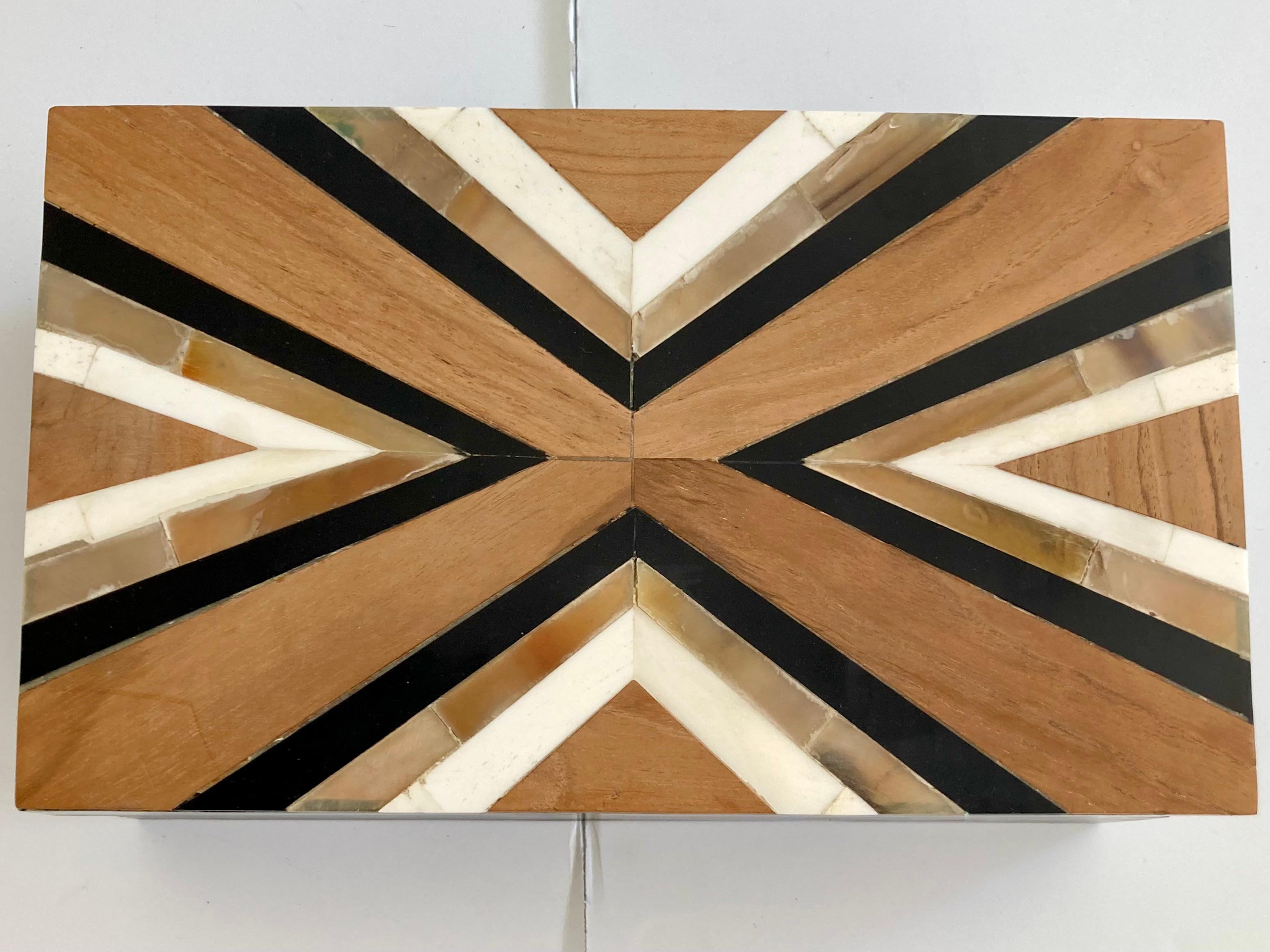 Marquetry Inlayed Covered Moderne Box For Sale 1