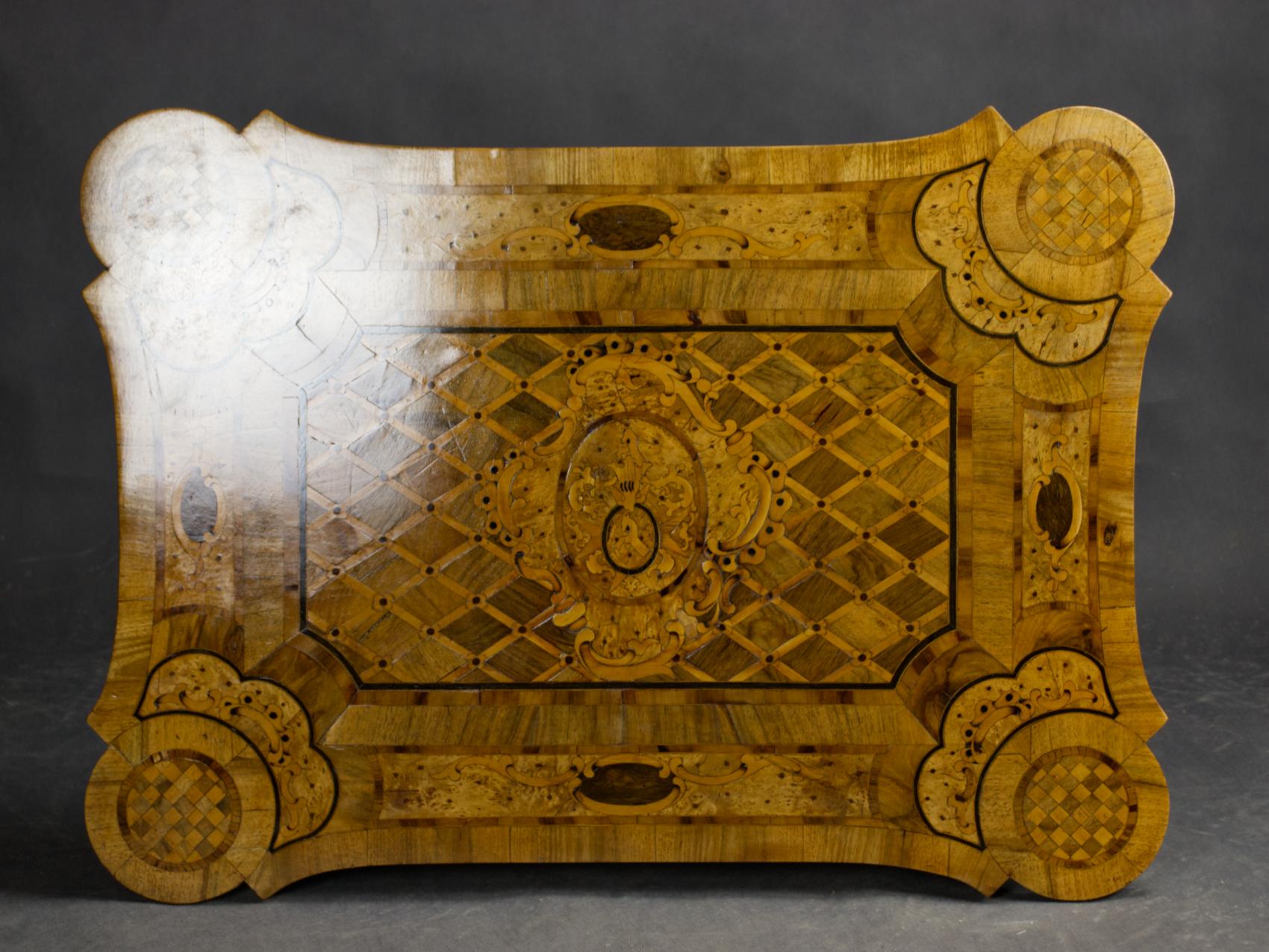 Marquetry French Rococo Table, Late 18th Century For Sale 7