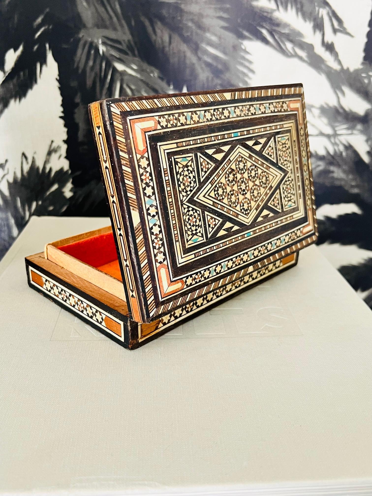 Hand-Carved Marquetry Wood Box with Mosaic Bone Inlays, Middle East, circa 1940s For Sale