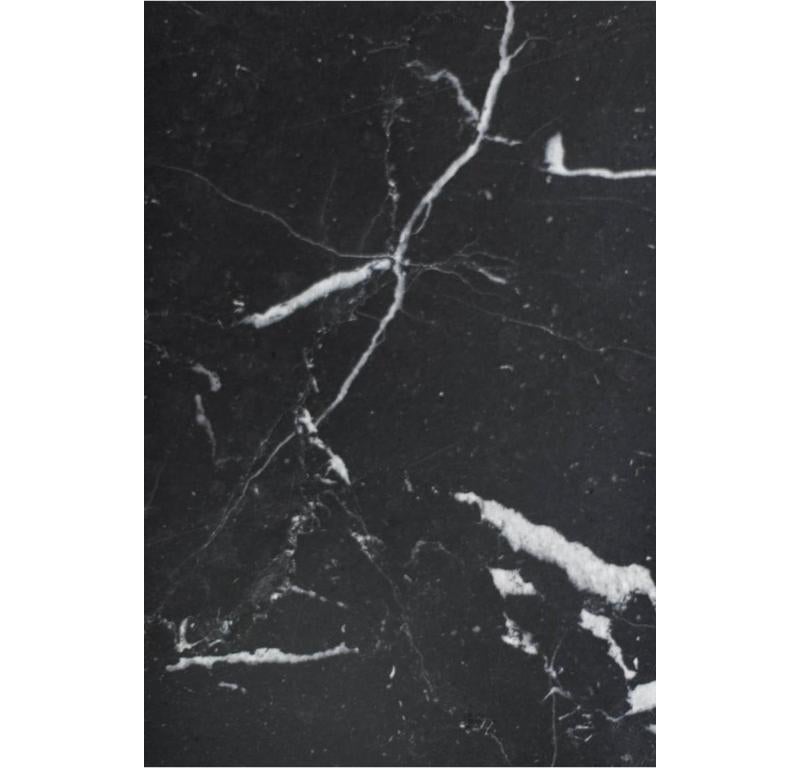 Américain Table basse Marquina de Croft House en vente