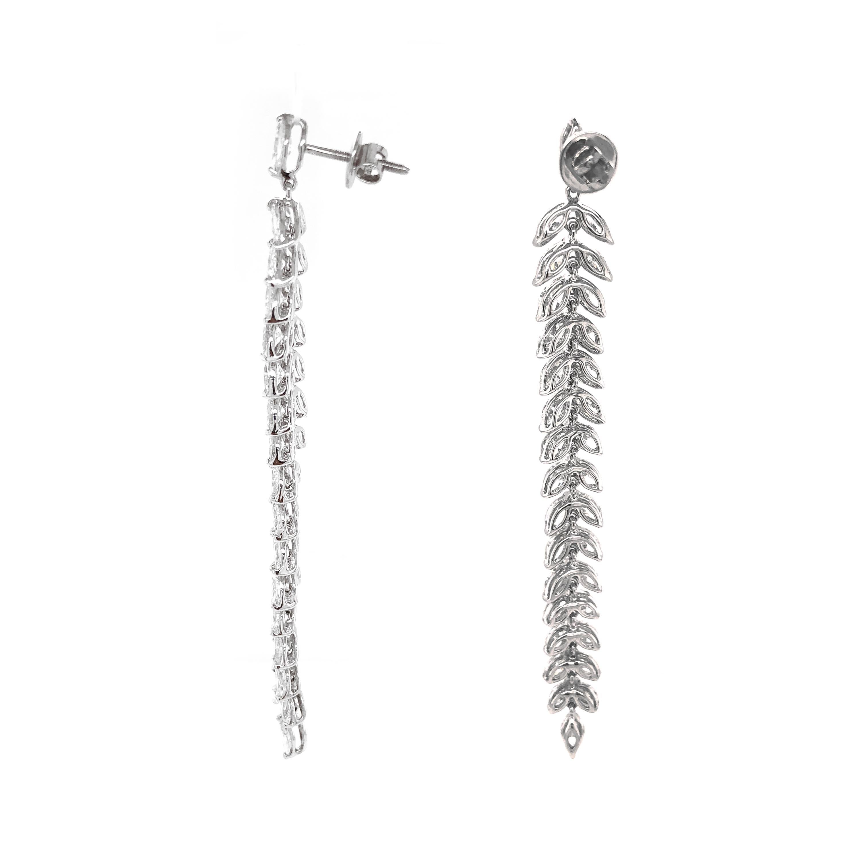 Women's Marquise Cut Diamonds 12.57 Carat Platinum Dangling Drop Earrings