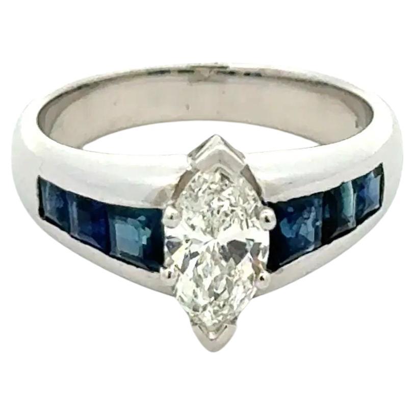 Anello d
oro d
epoca con diamante e zaffiro blu Fine Estate Jewelry in vendita