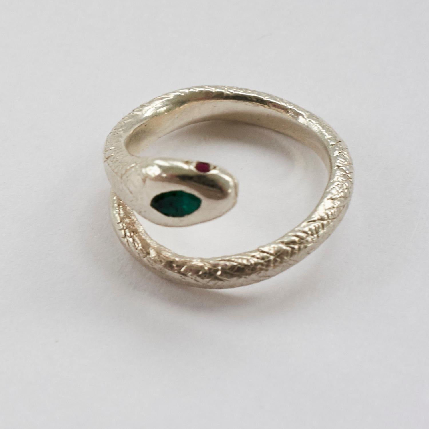 Bague serpent Emeraude Rubis Marquis Argent en vente 5
