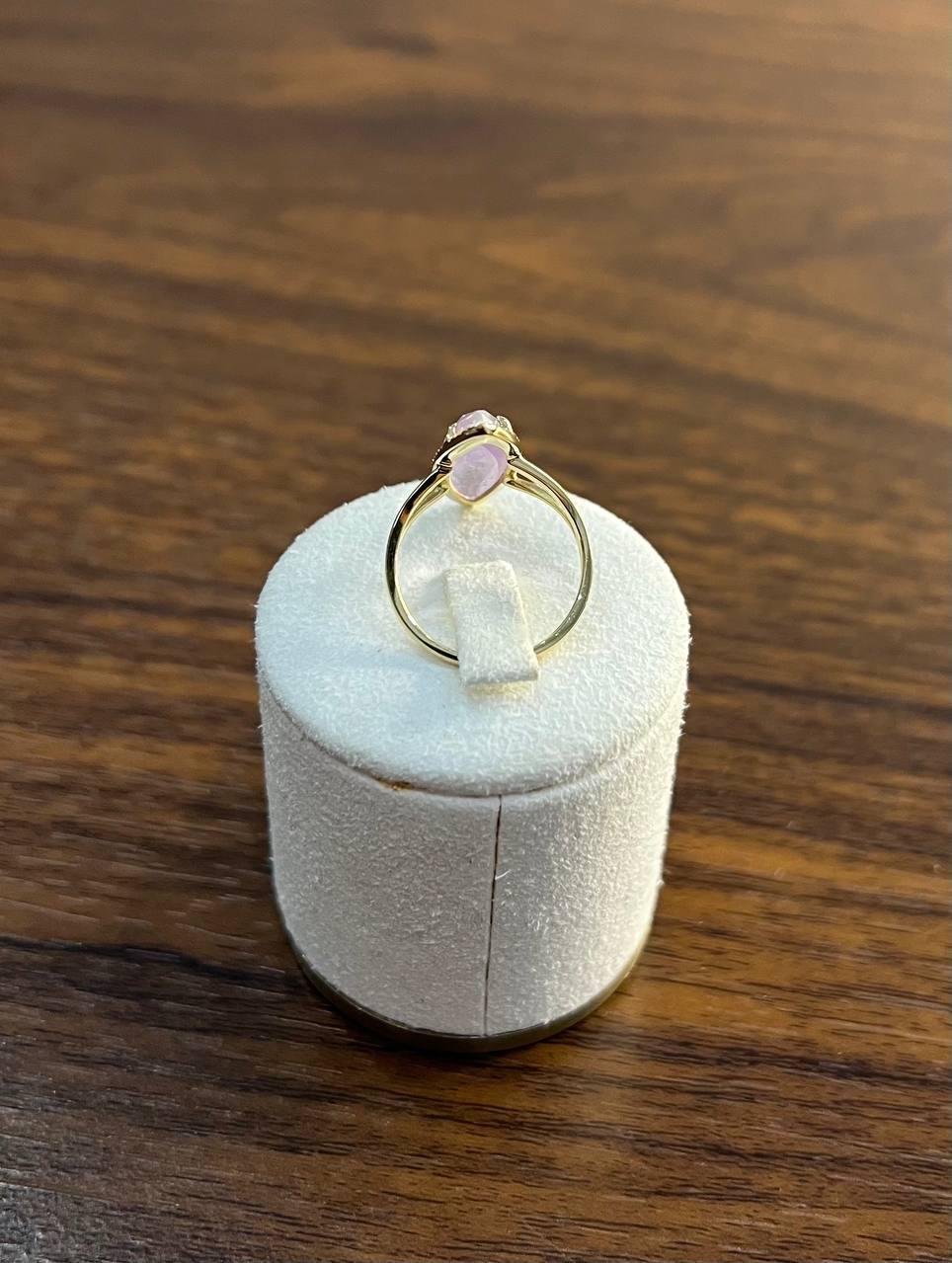Anillo marqués de oro amarillo 14 con halo de diamantes amatista violeta claro Corte marquesa en venta