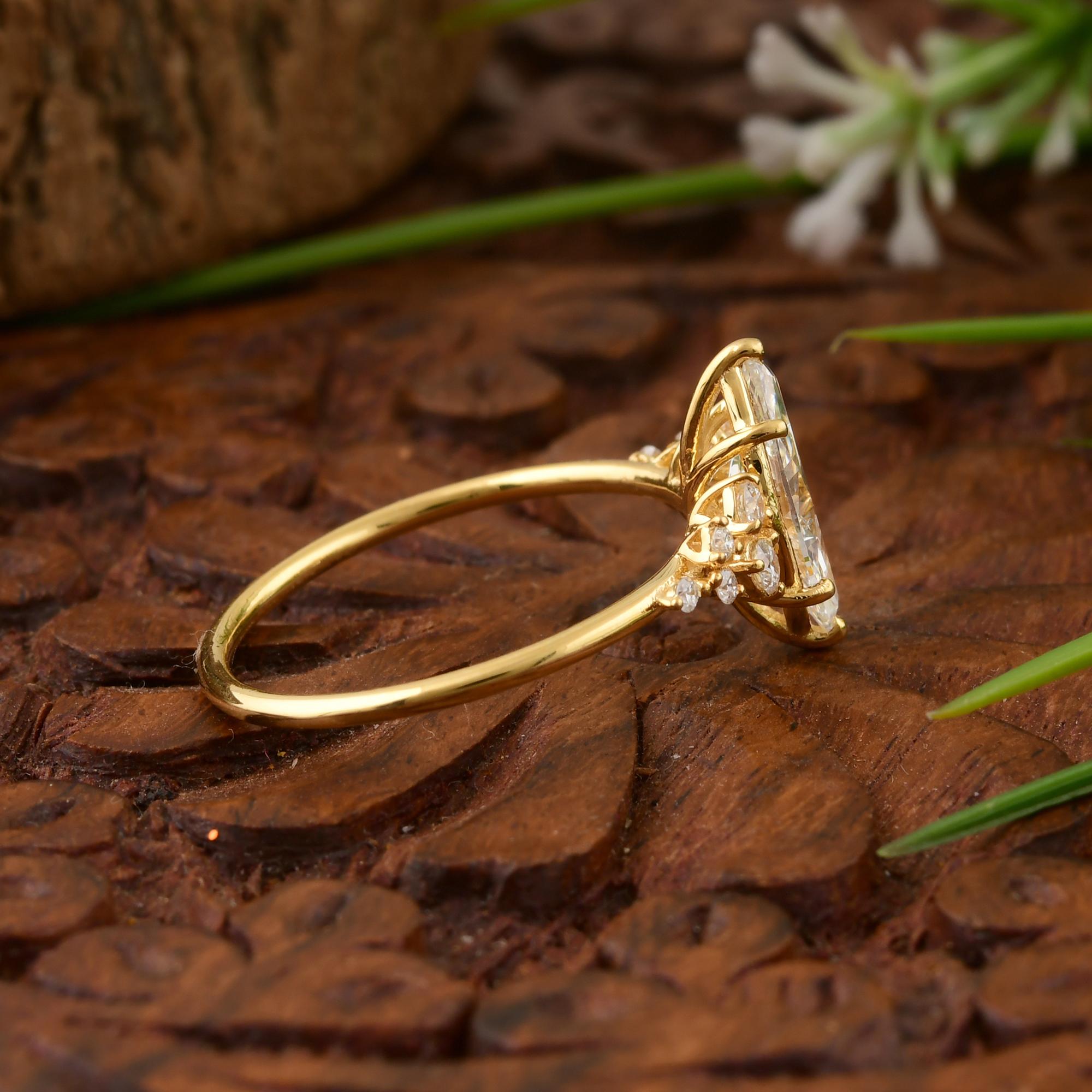 For Sale:  Marquise 1.17 Carat SI Clarity HI Color Diamond Engagement Ring 18k Yellow Gold 12