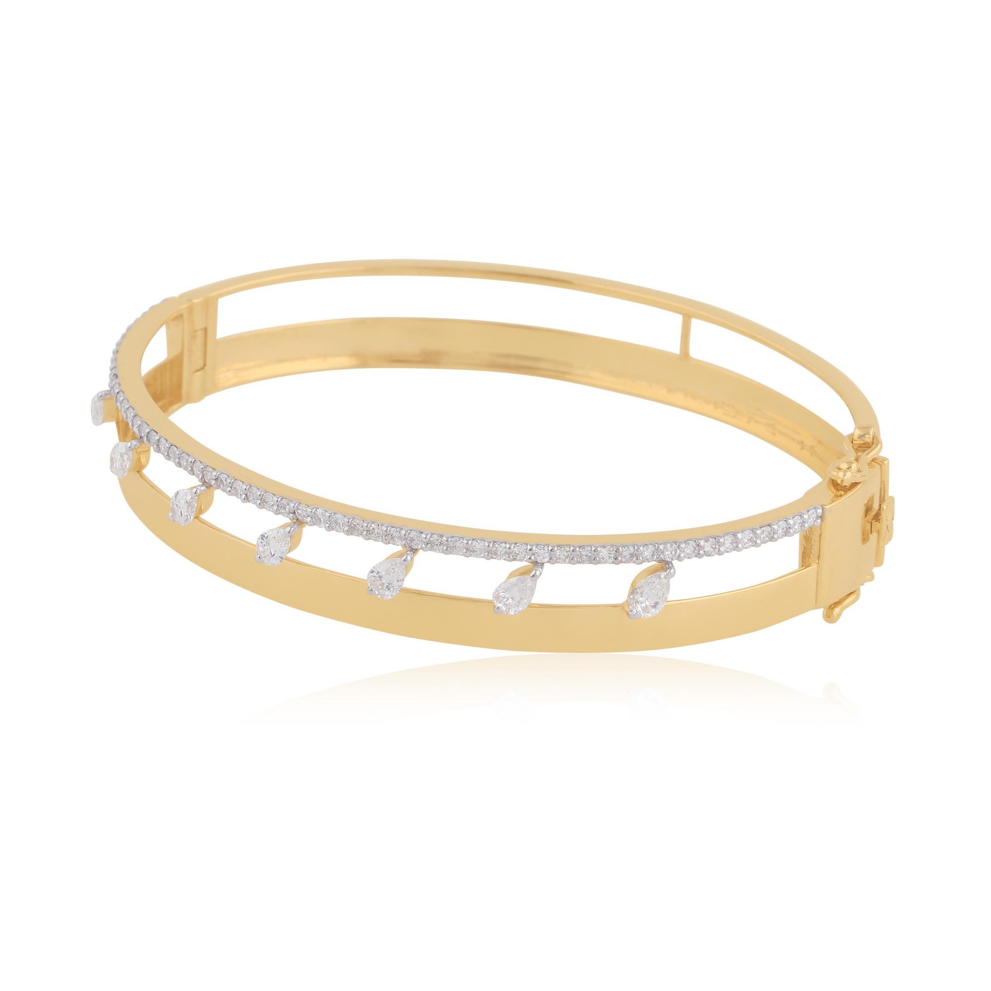 Modern Marquise 1.30 Carat SI Clarity HI Color Diamond 18k Yellow Gold Bangle Bracelet For Sale