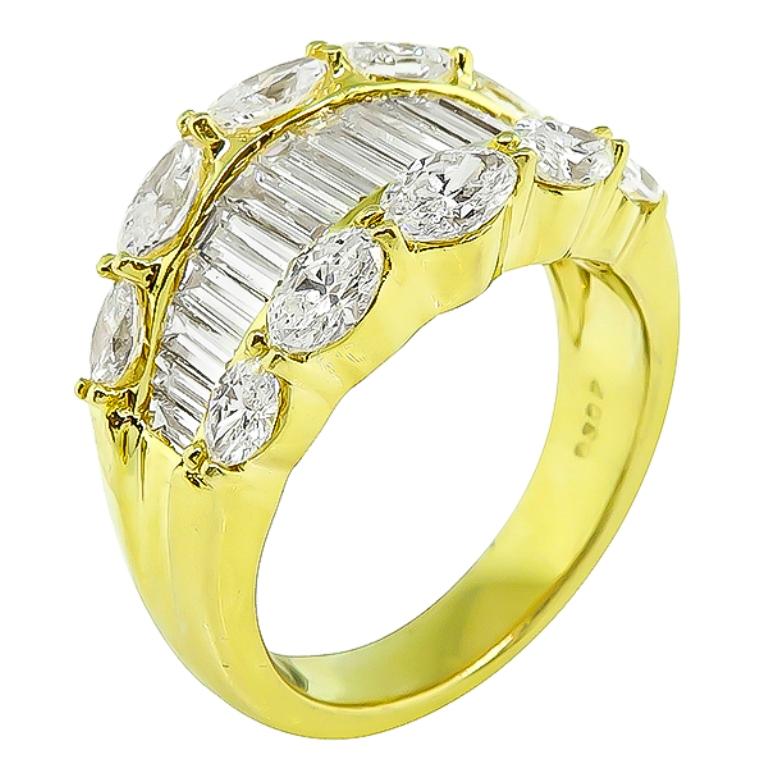 Marquise and Baguette Cut Diamond 18 Karat Yellow Gold Ring In Excellent Condition In New York, NY