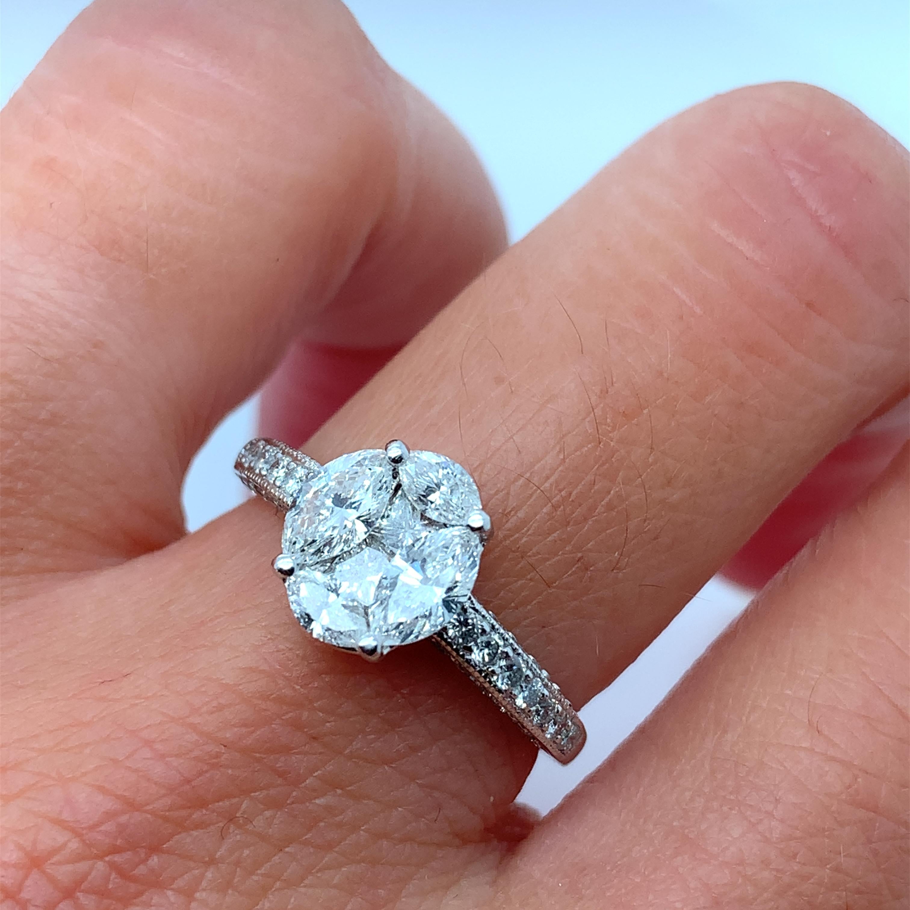 Modern Marquise and princess diamond engagement ring 18k white gold For Sale