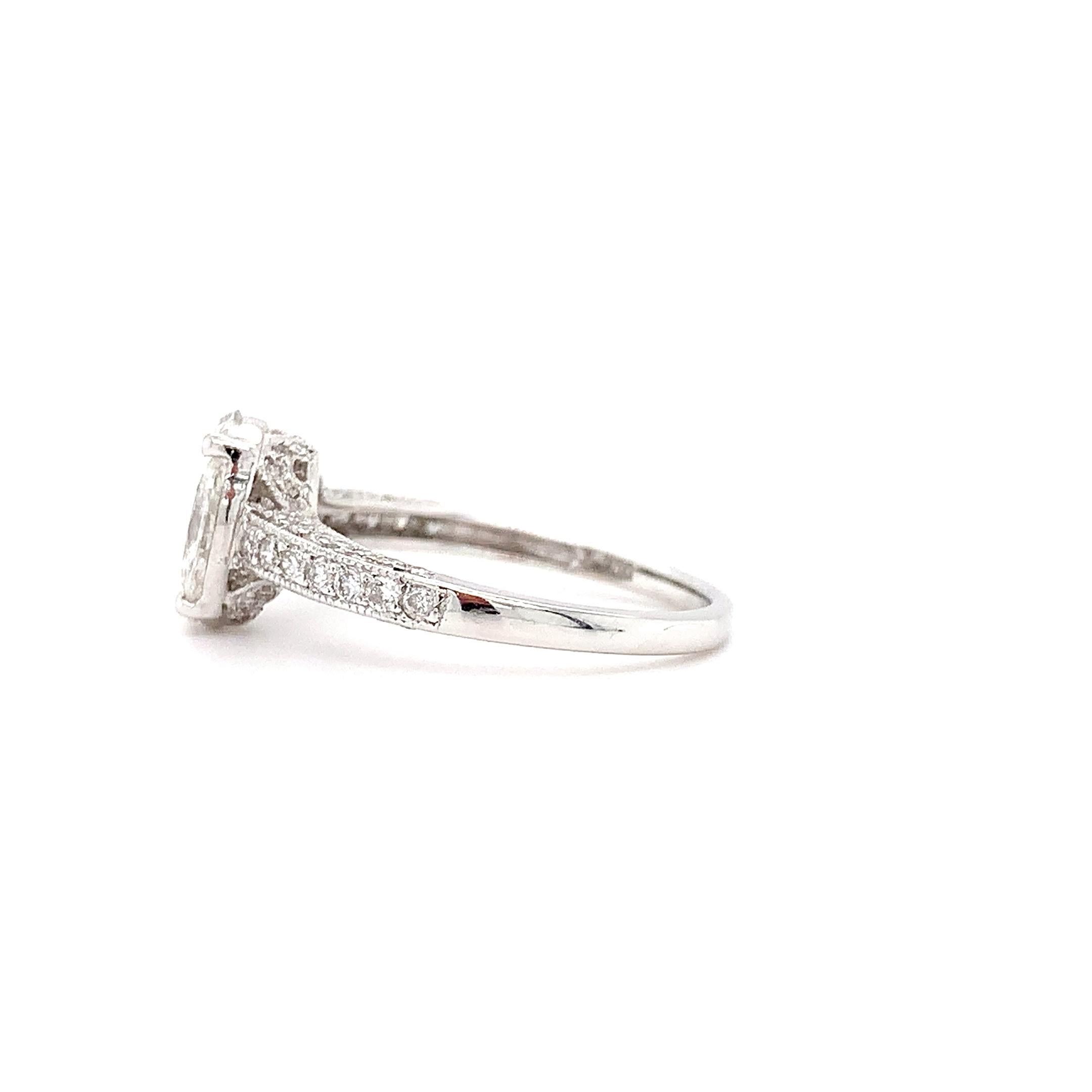 Marquise and princess diamond engagement ring 18k white gold In New Condition For Sale In London, GB