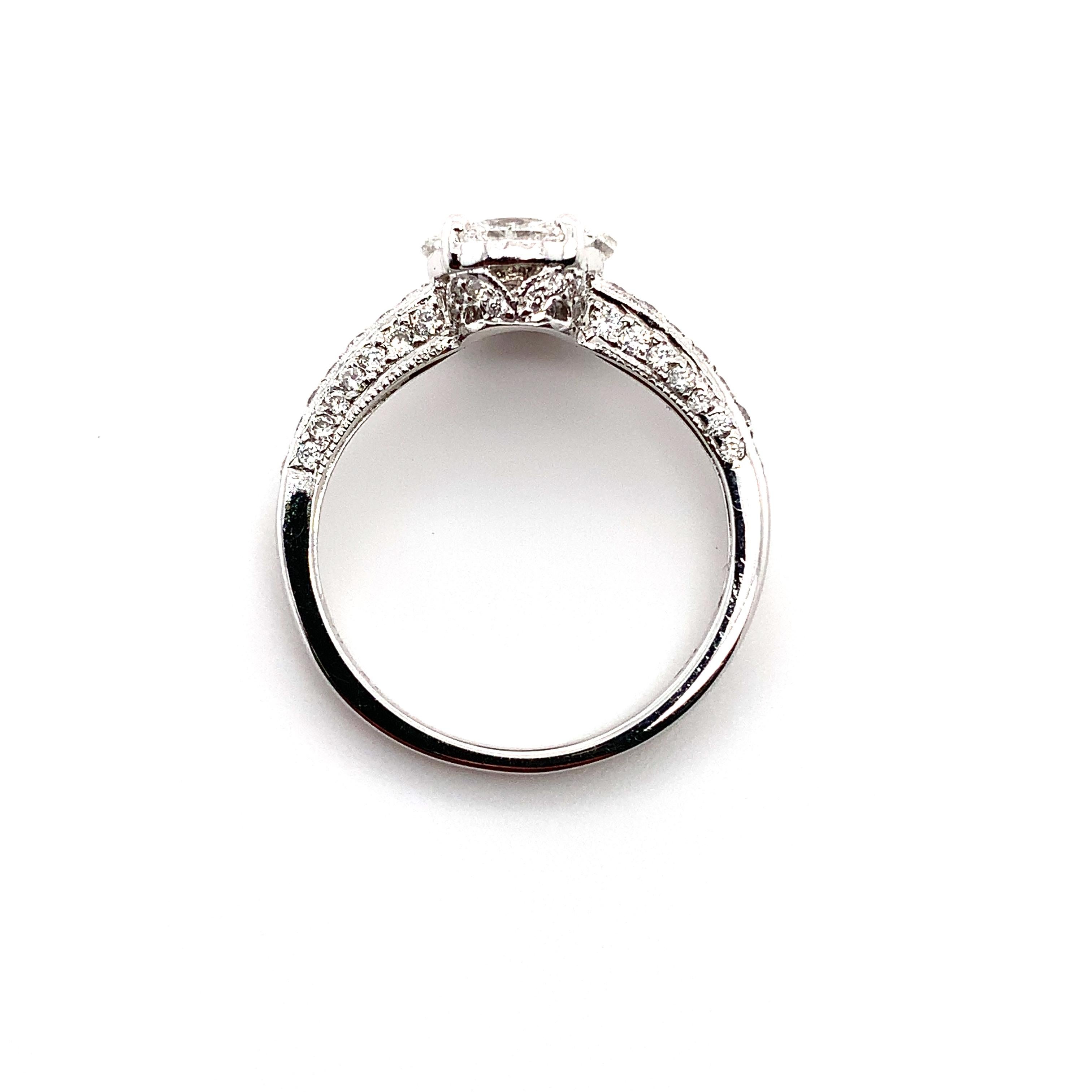 Marquise and princess diamond engagement ring 18k white gold For Sale 2